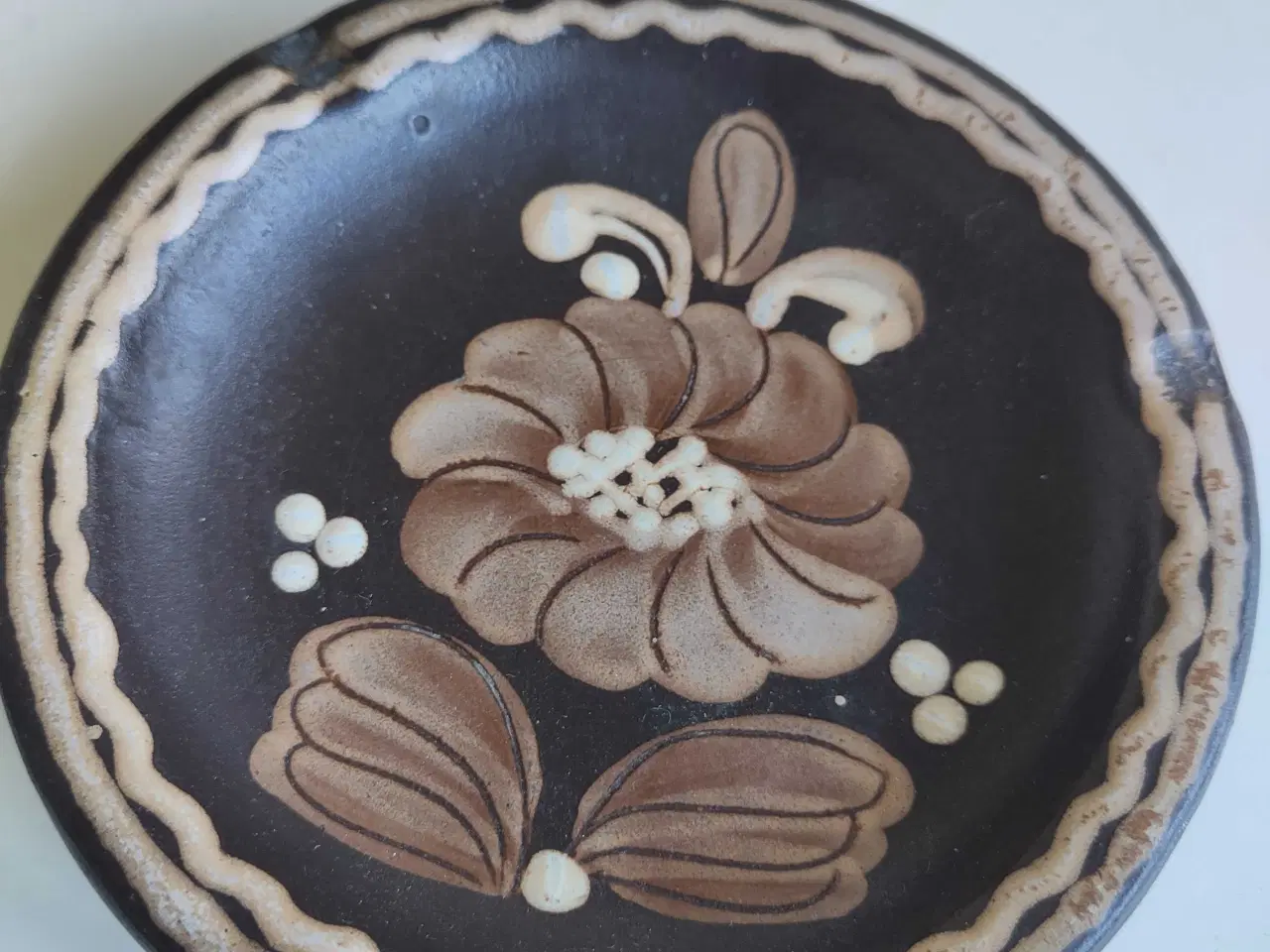 Billede 1 - Antik folk pottery fra Ungarn / Askebæger