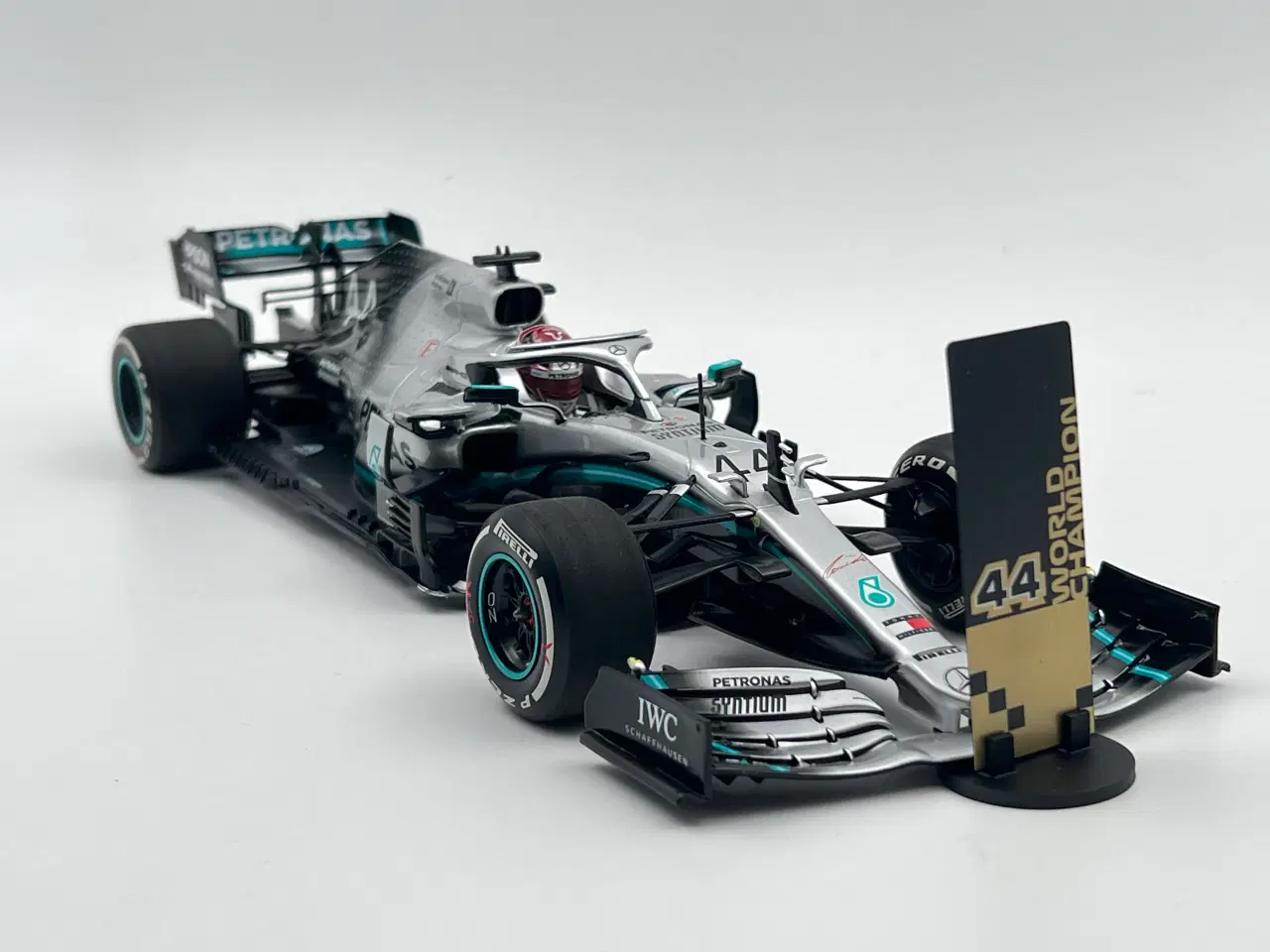 Billede 5 - 2019 Mercedes AMG Petronas M10 EQ Power+ #44  1:18