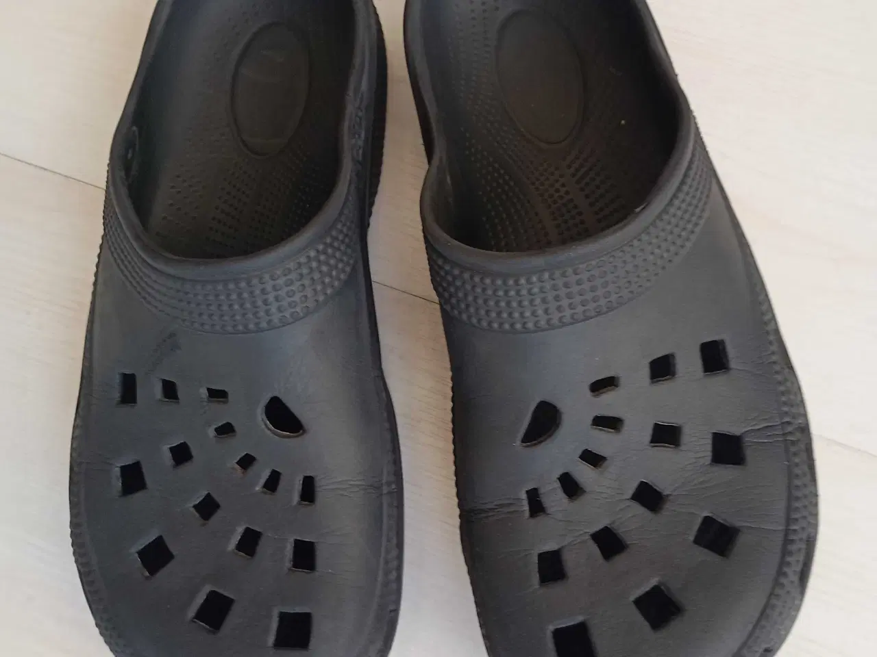 Billede 1 - Crocs gummistræsko 