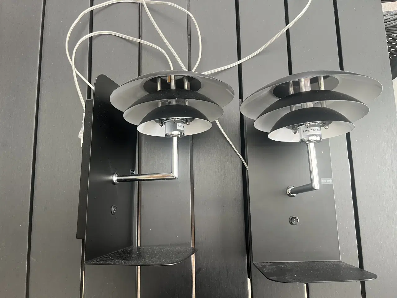 Billede 1 - 2 stk. Dyberg Larsen DL20 væglampe med USB, sort