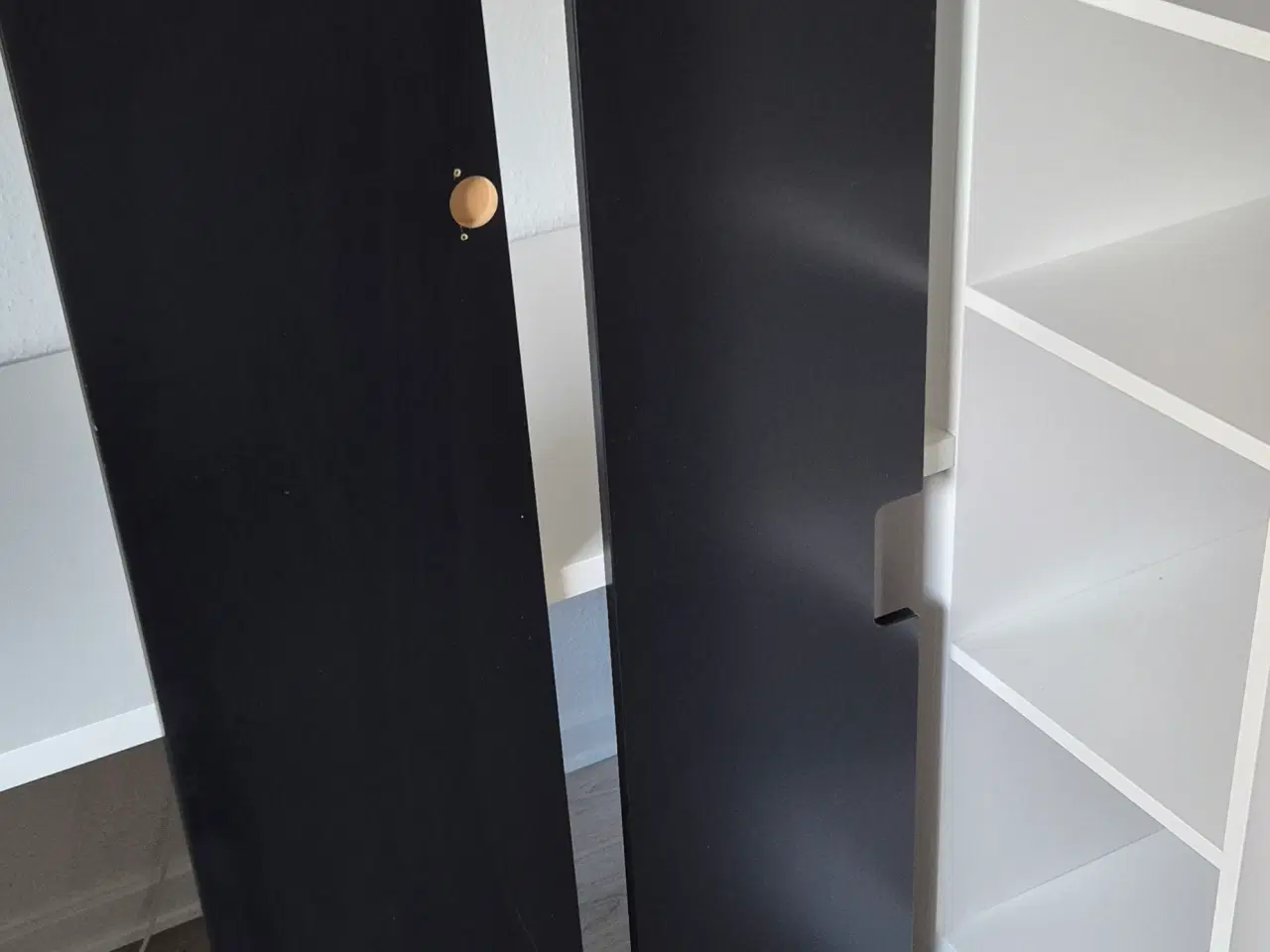 Billede 8 - Højseng inkl. stol og lampe