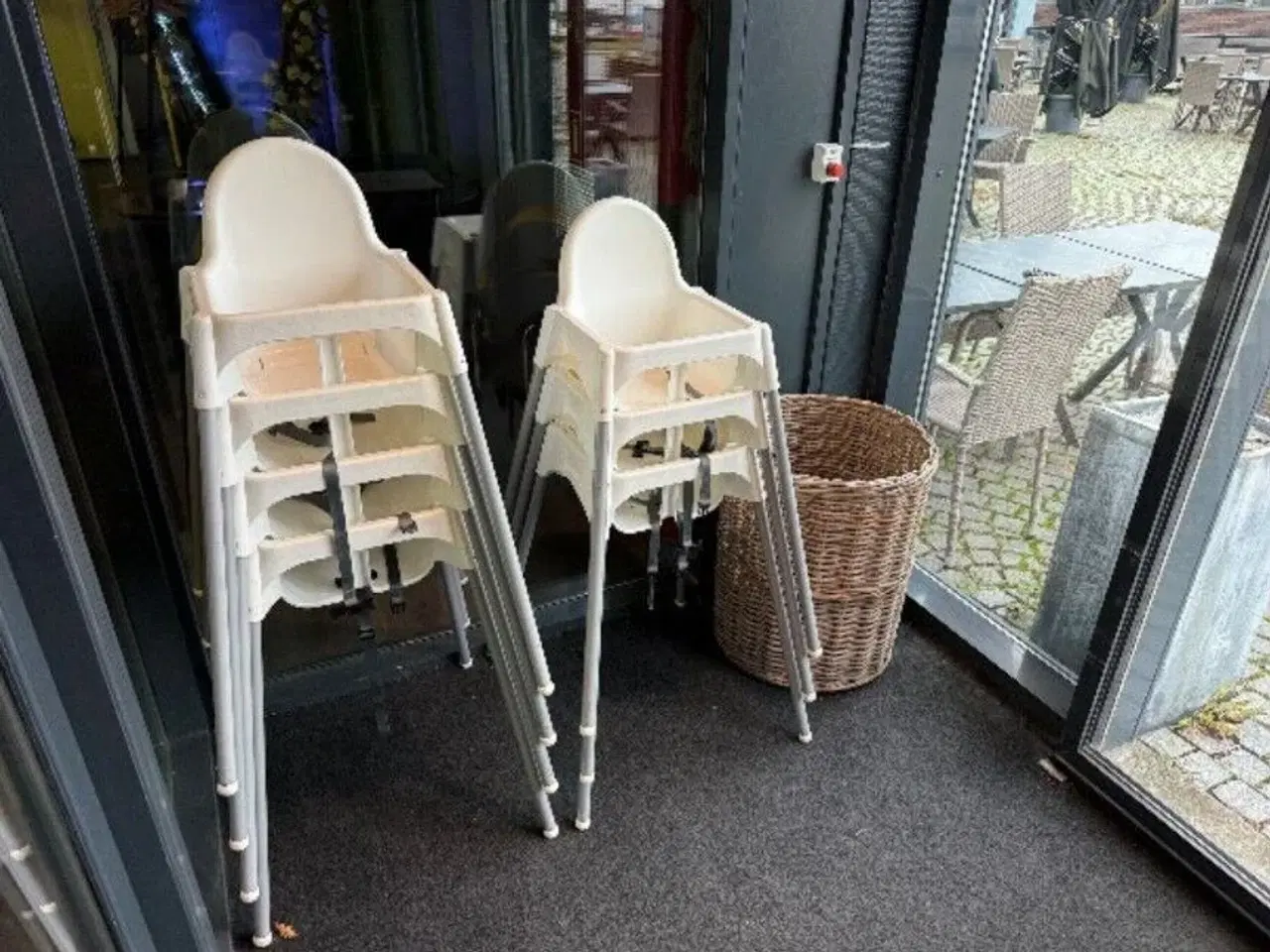 Billede 1 - 7.Stk. Børne højstole i plastik