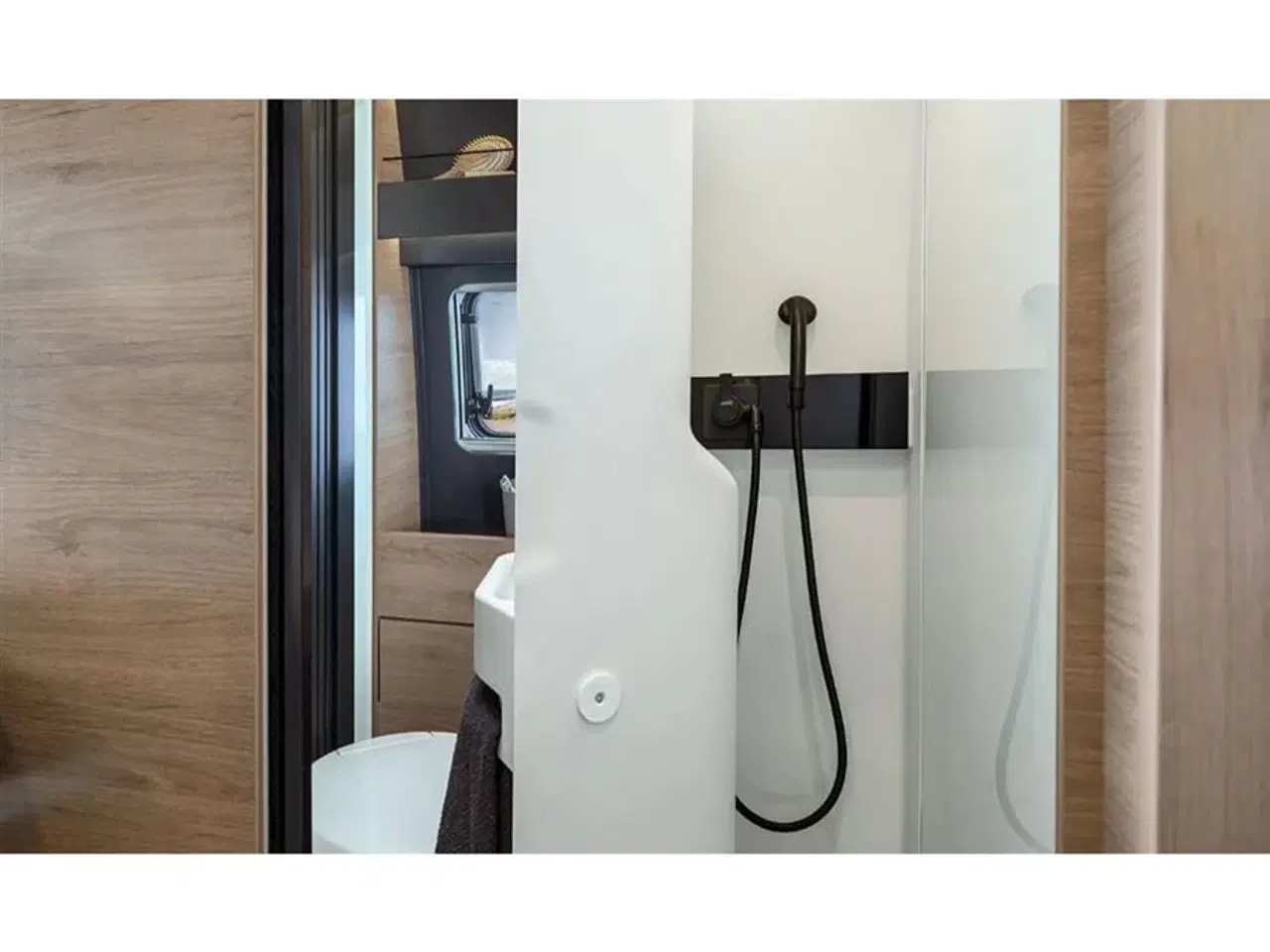 Billede 10 - 2026 - Knaus Boxlife 600 MQ Platinum Selection   Ny 2026 Knaus Boxlife 600 MQ kan snart ses hos Camping-Specialisten.dk