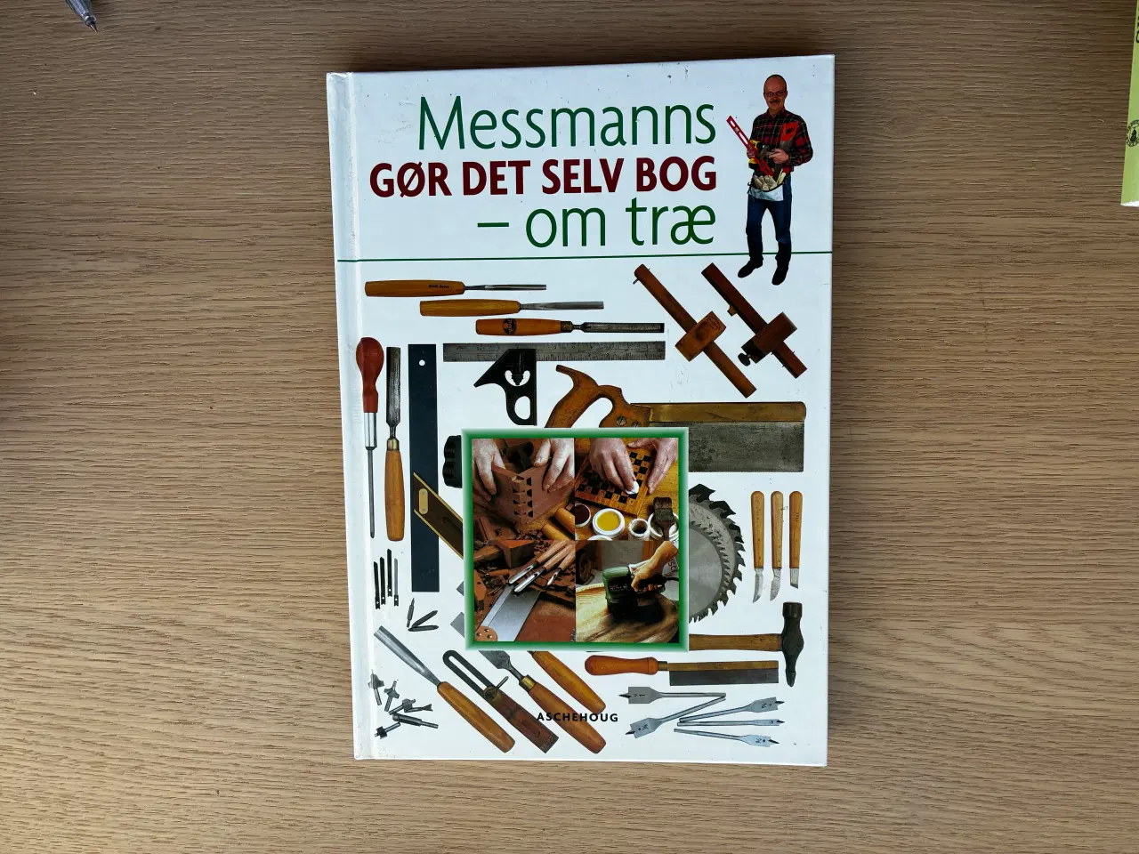 Billede 1 - Messmanns Gør Det Selv Bog - om træ