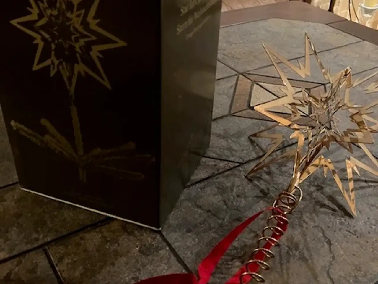 Billede 1 - Georg Jensen julestjerne til toppen af træet. 28cm