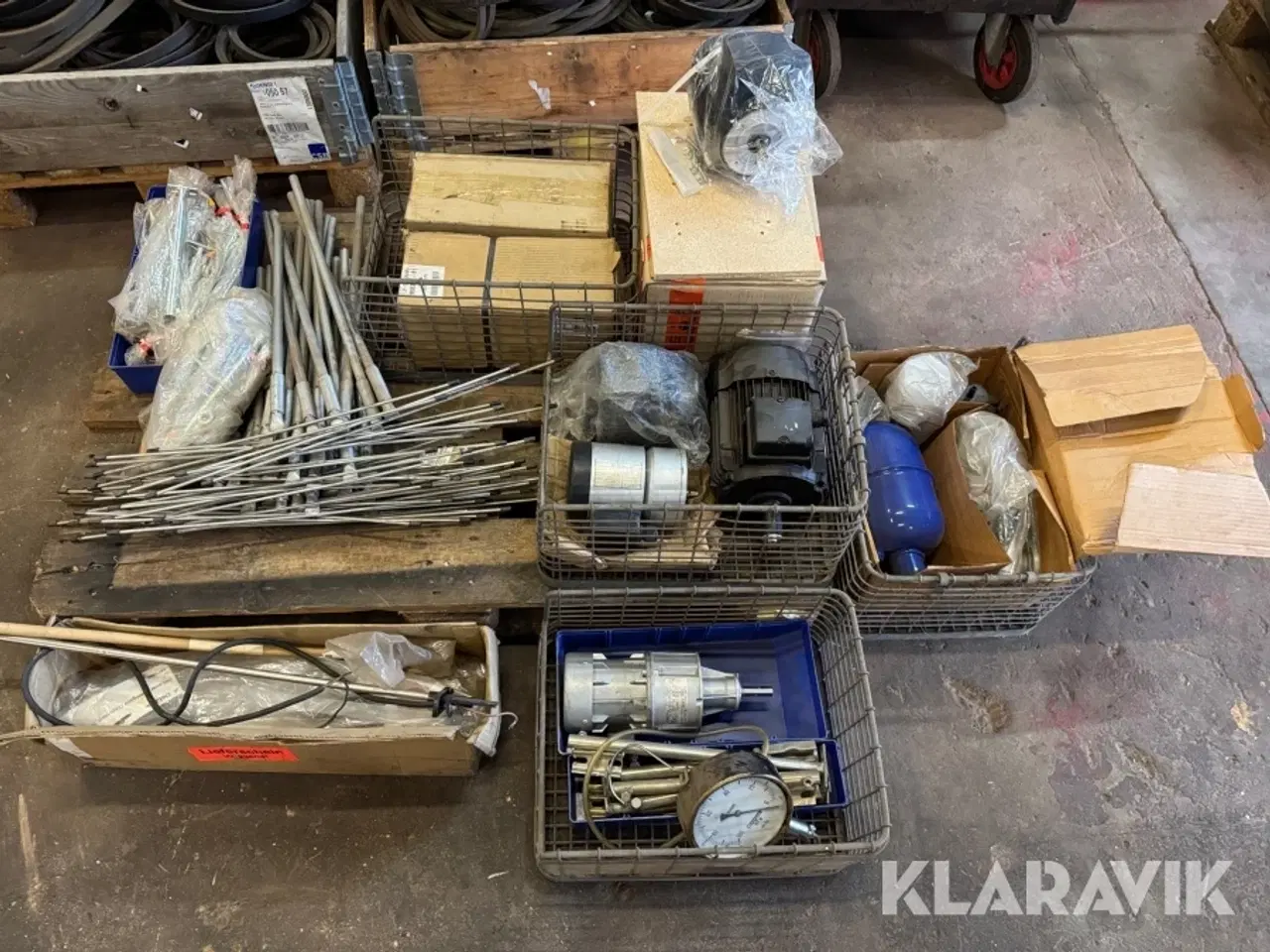 Billede 1 - Landbrugs tilbehør - Mælkestander LOT