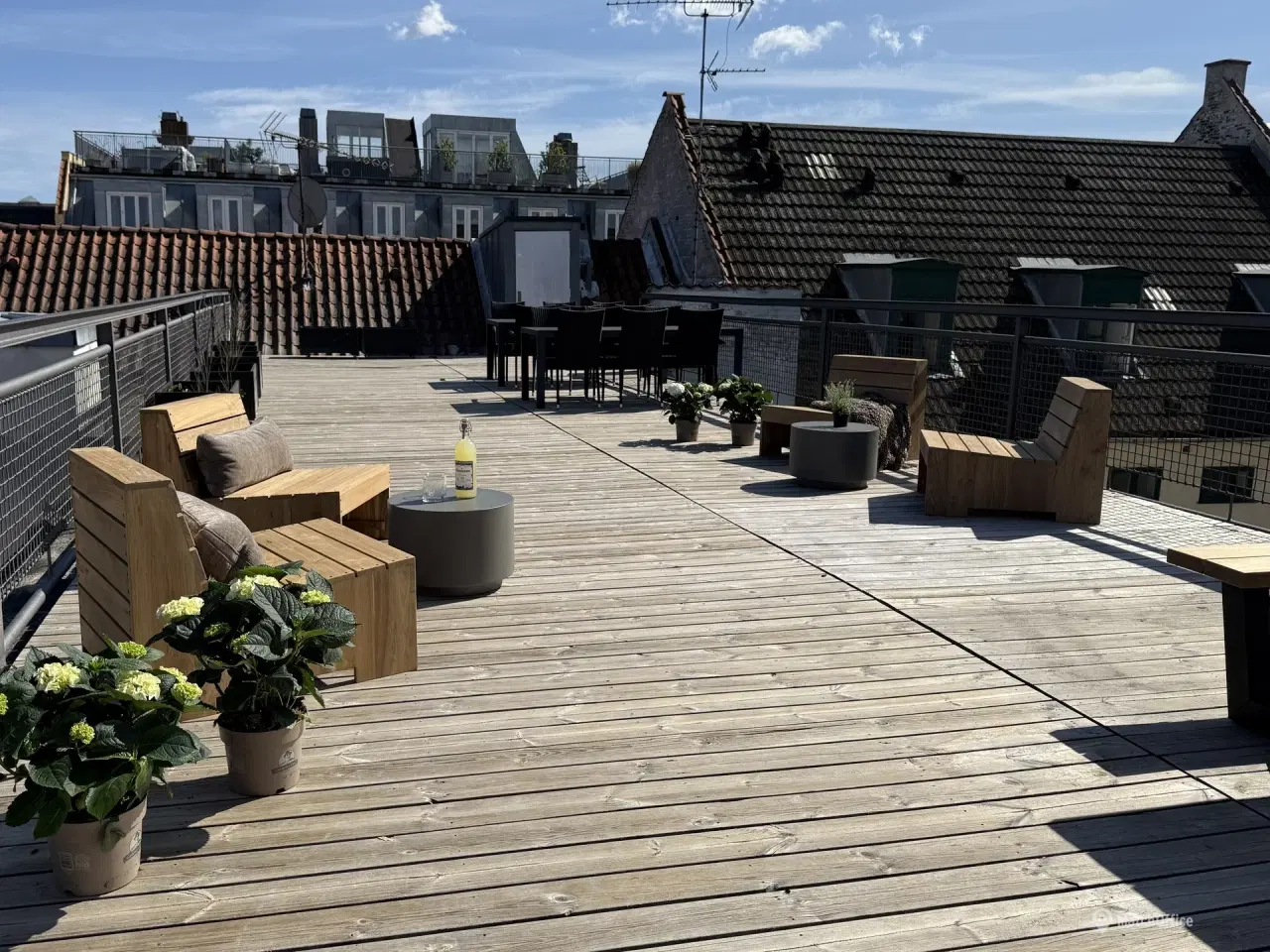 Billede 17 - 607 m2 unikt lejemål med stor møbleret tagterrasse og skøn kantine