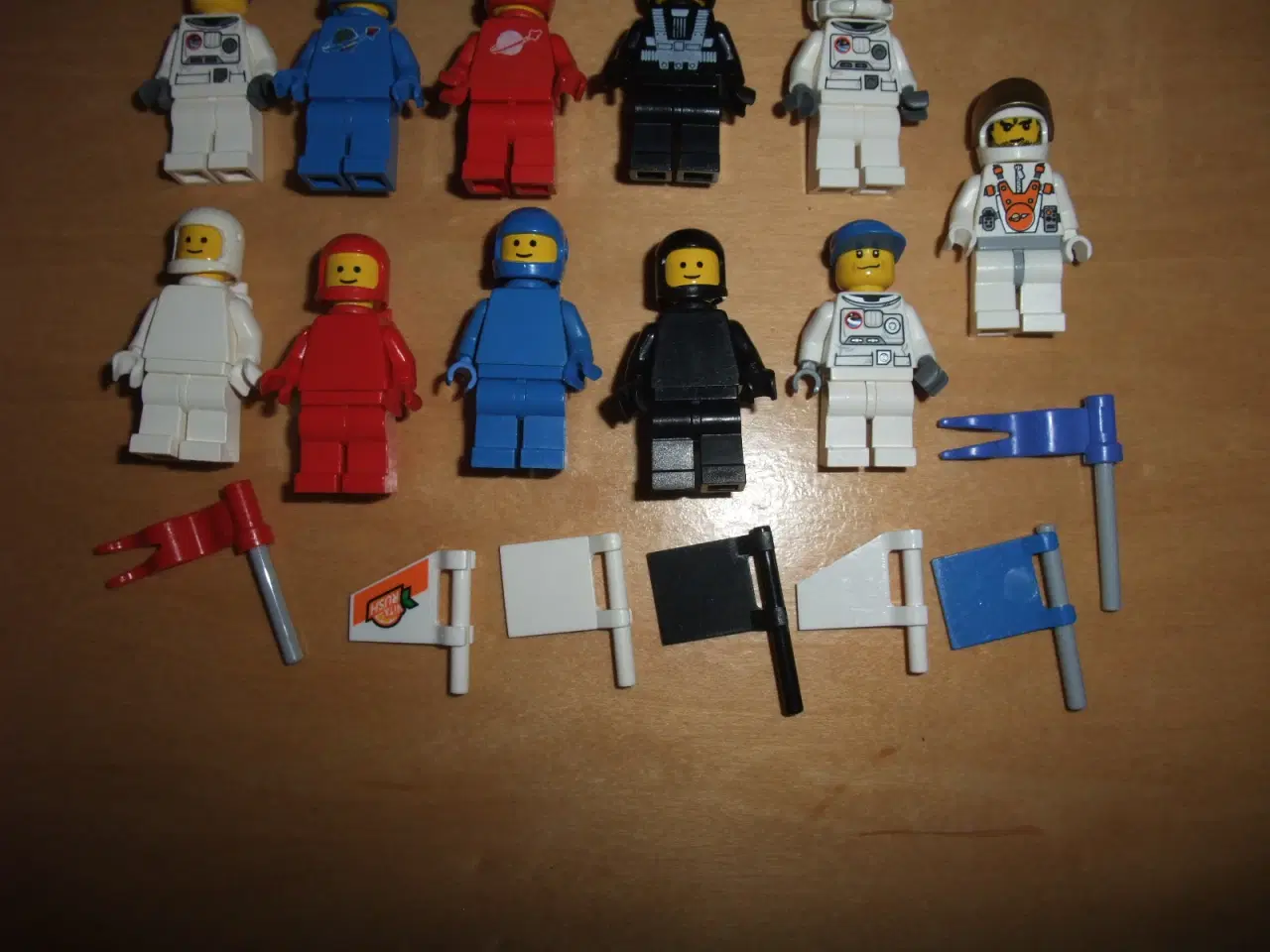 Billede 3 - Lego Space/Rumfart Figurer