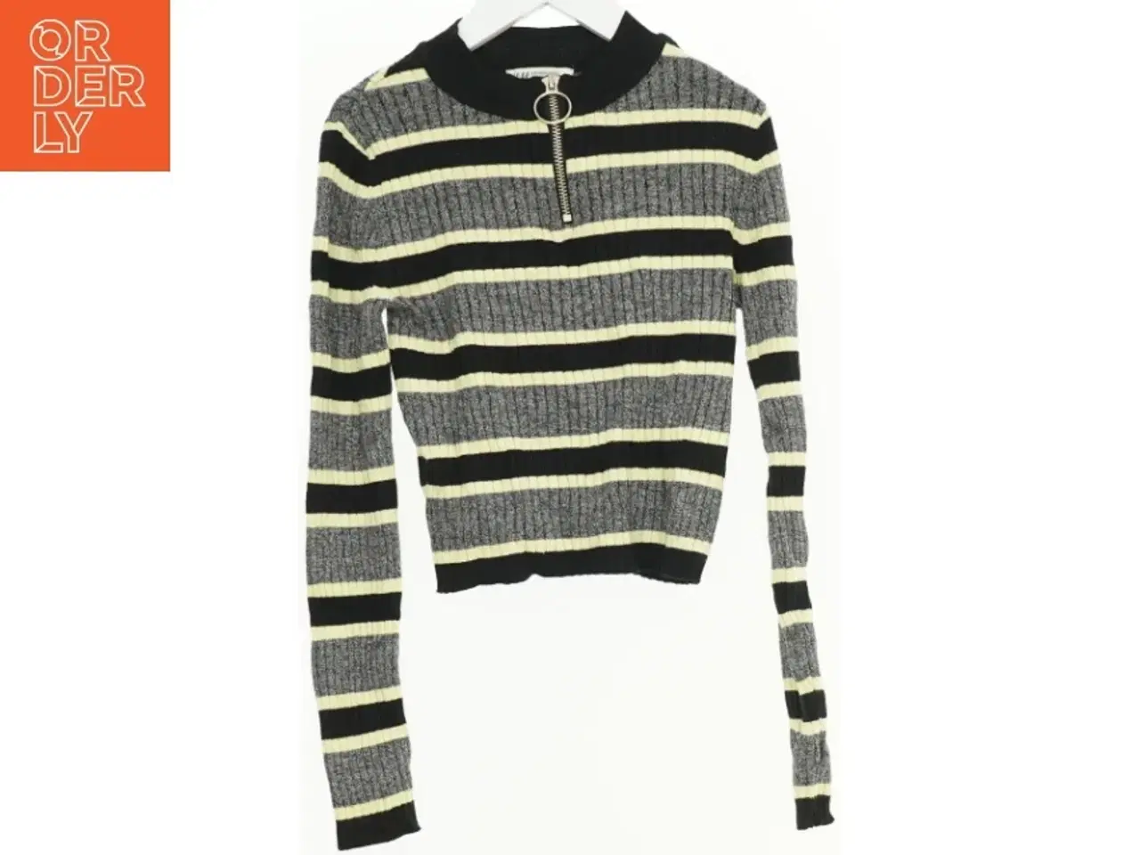 Billede 2 - Trøje fra H&M (str. 140 cm)