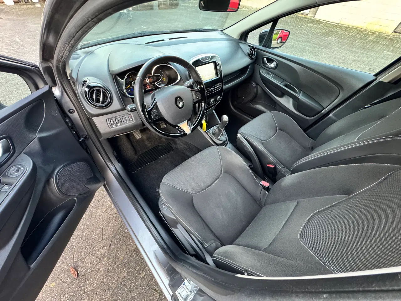 Billede 7 - Nysynet Clio 31KM/L