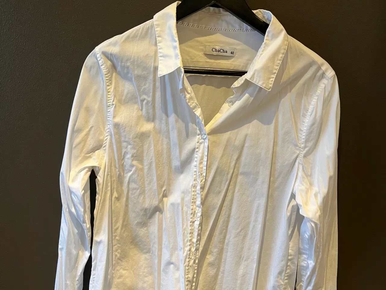 Billede 1 - Hvide skjorter (dame)