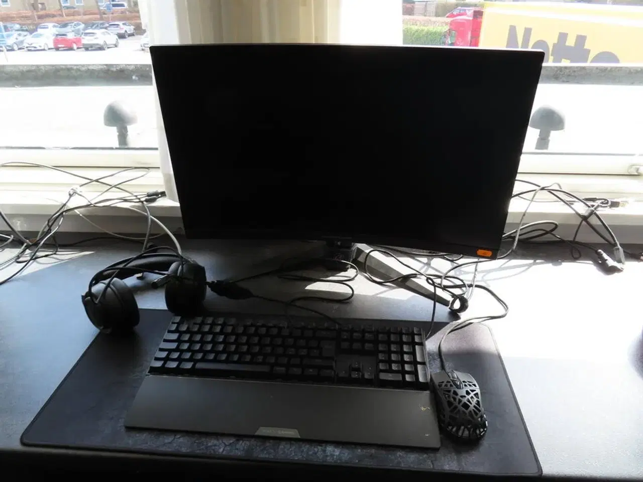 Billede 1 - 27" curved gaming monitor, ASROCK PHANTOM GAMING pg27f15rs1a