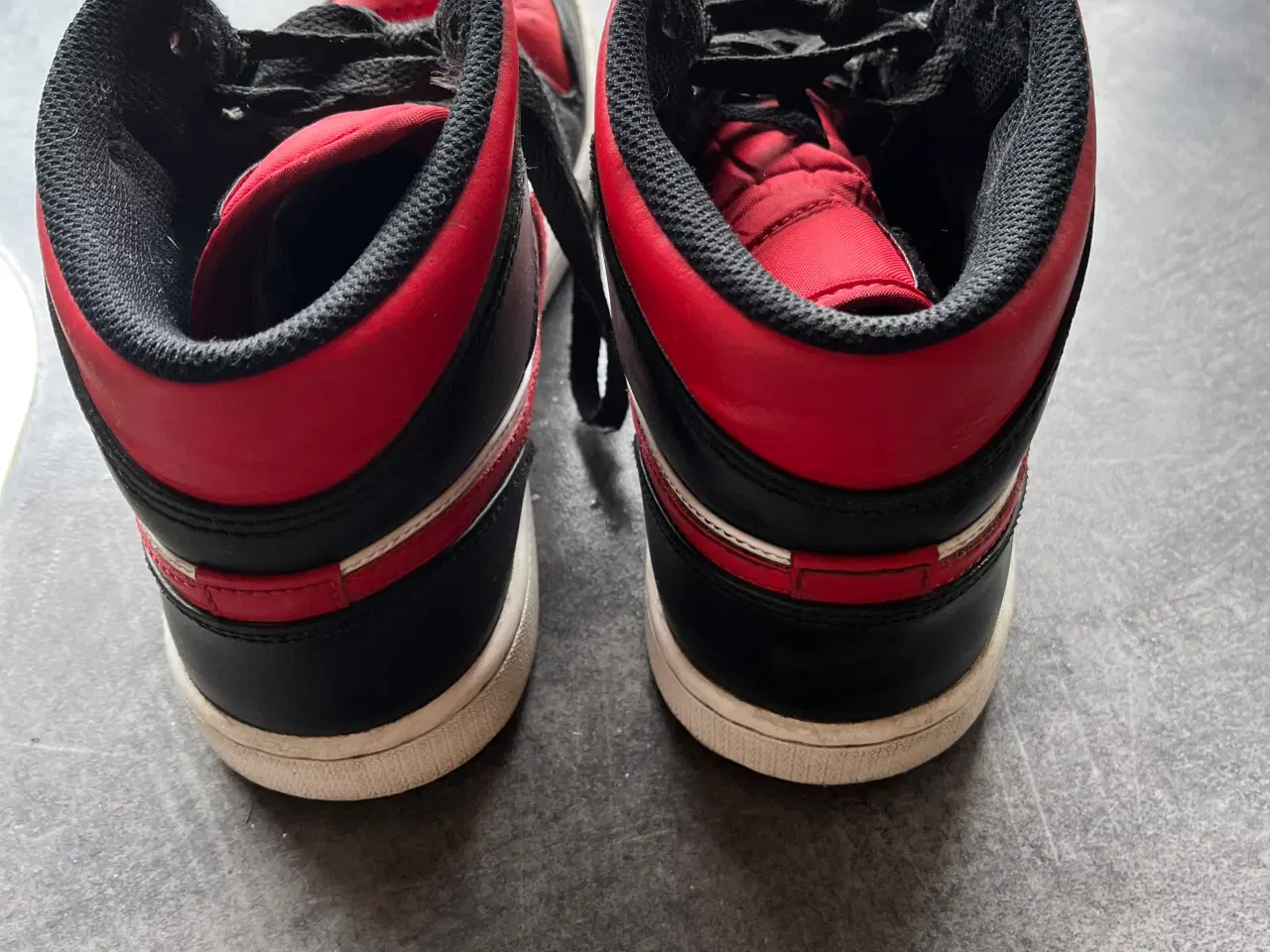 Billede 4 - Air Jordans mid str. 41