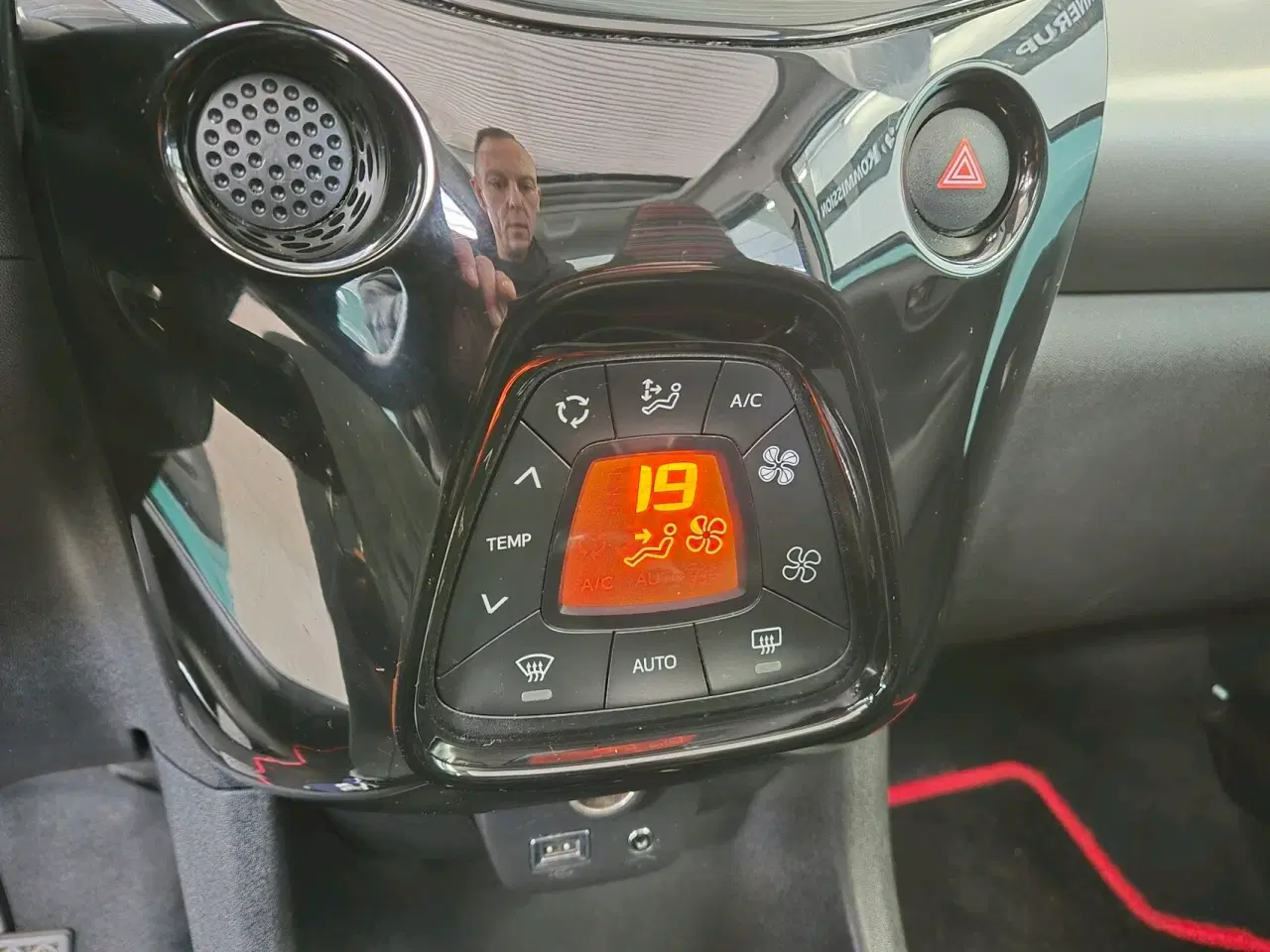 Billede 10 - Citroën C1 1,0 VTi Airscape Iconic start/stop 68HK 5d