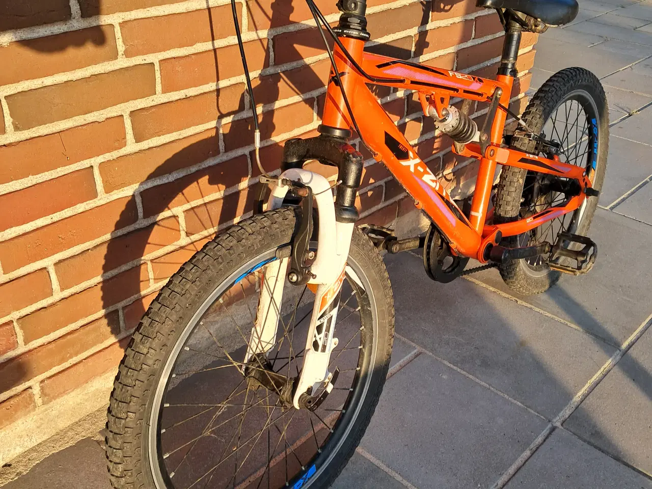 Billede 1 - Crosscykel 4 - 8 år  20"