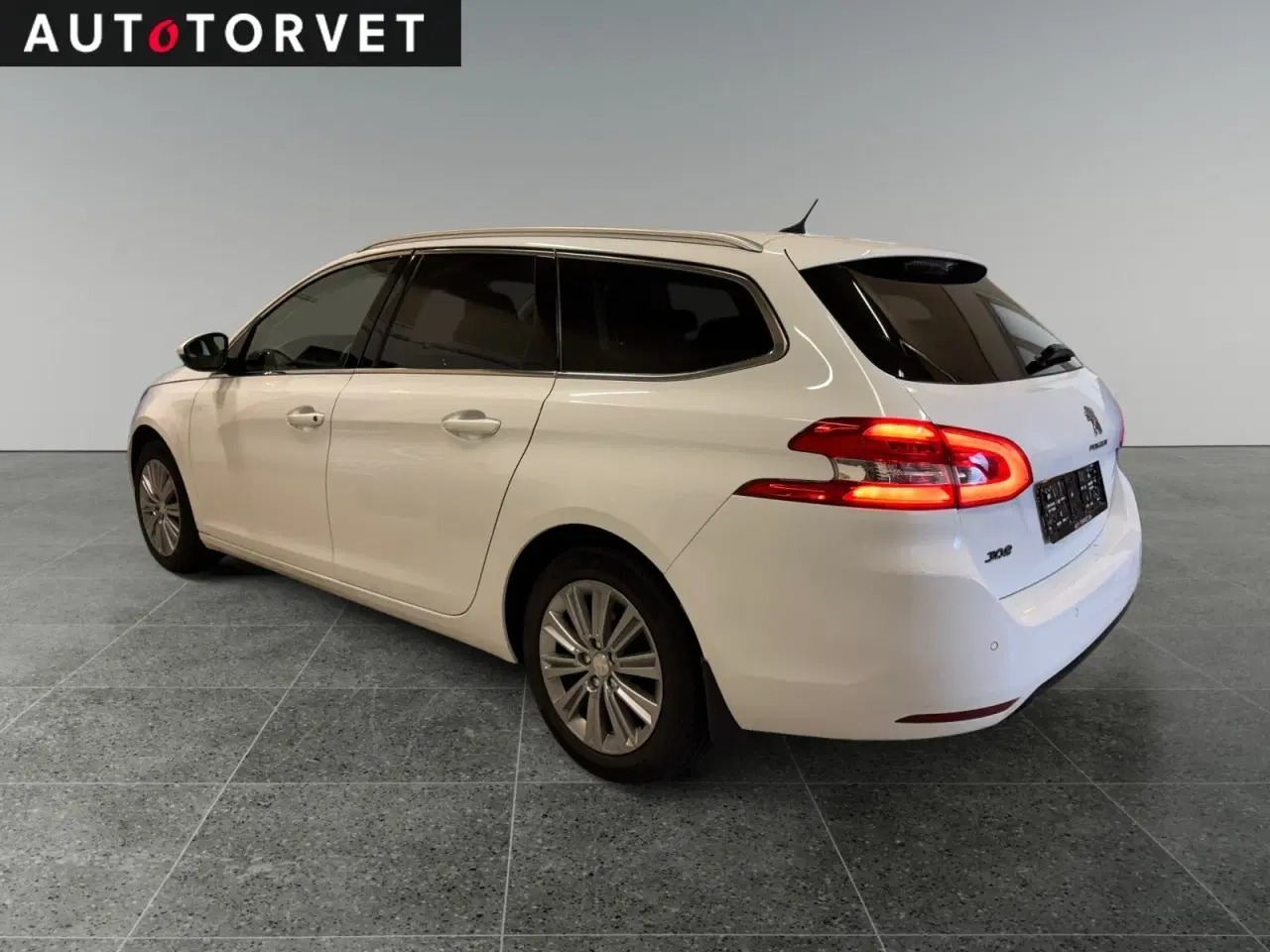 Billede 4 - Peugeot 308 1,6 BlueHDi 120 Selection Sky SW