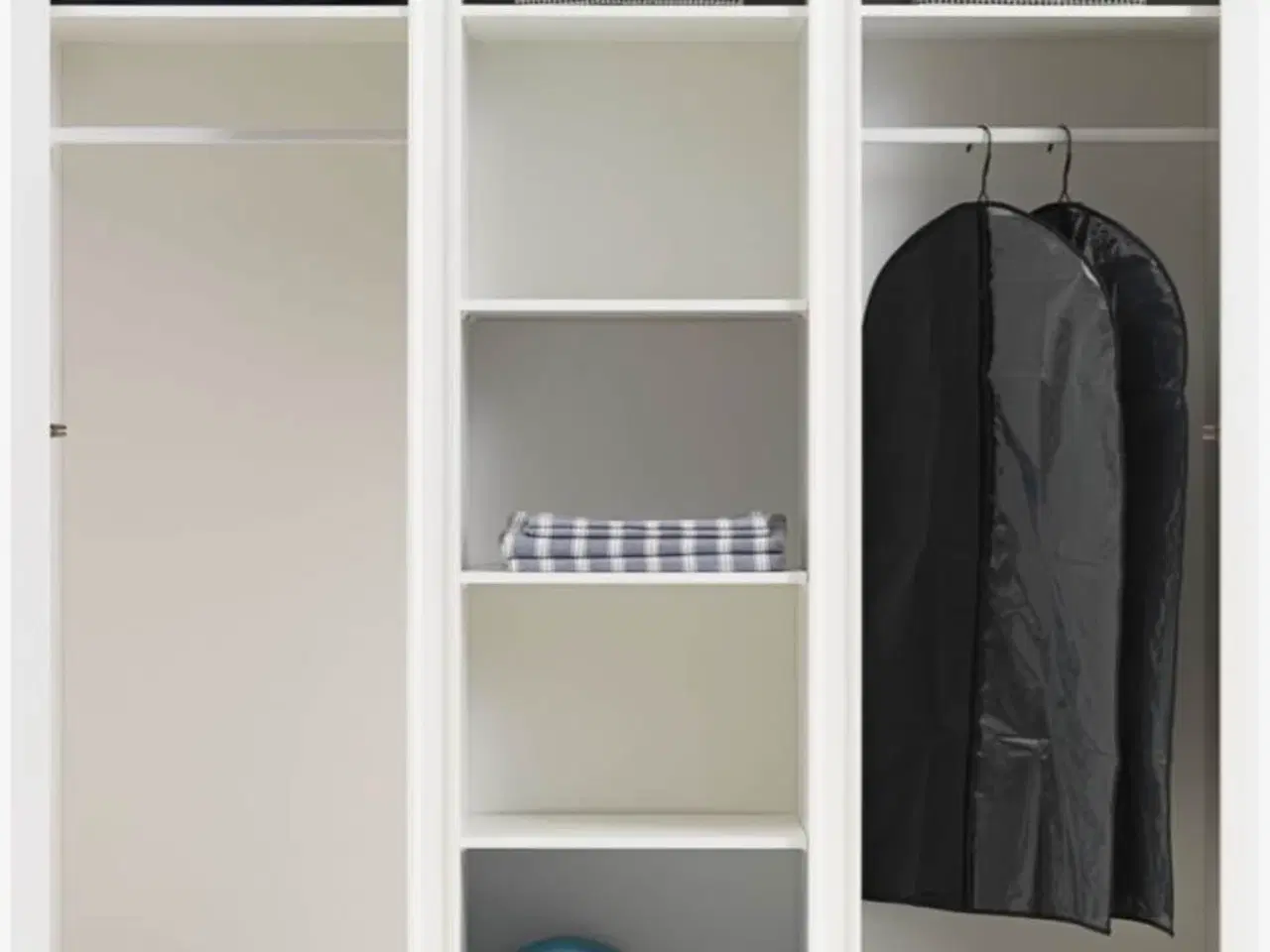 Billede 6 - Flot Vedde garderobeskab fra Jysk