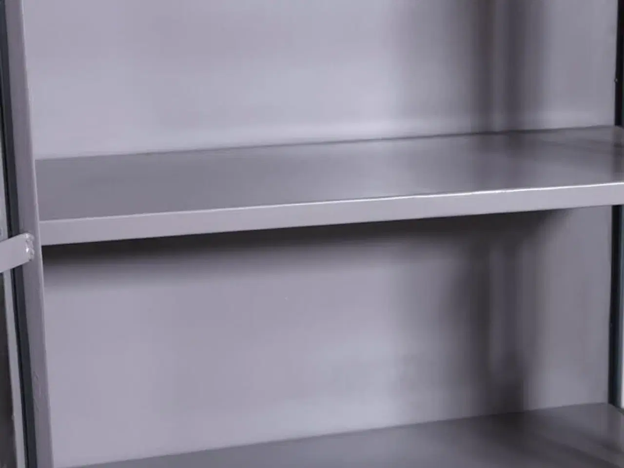 Billede 3 - Nyt Vitrineskab RAW perlepurple