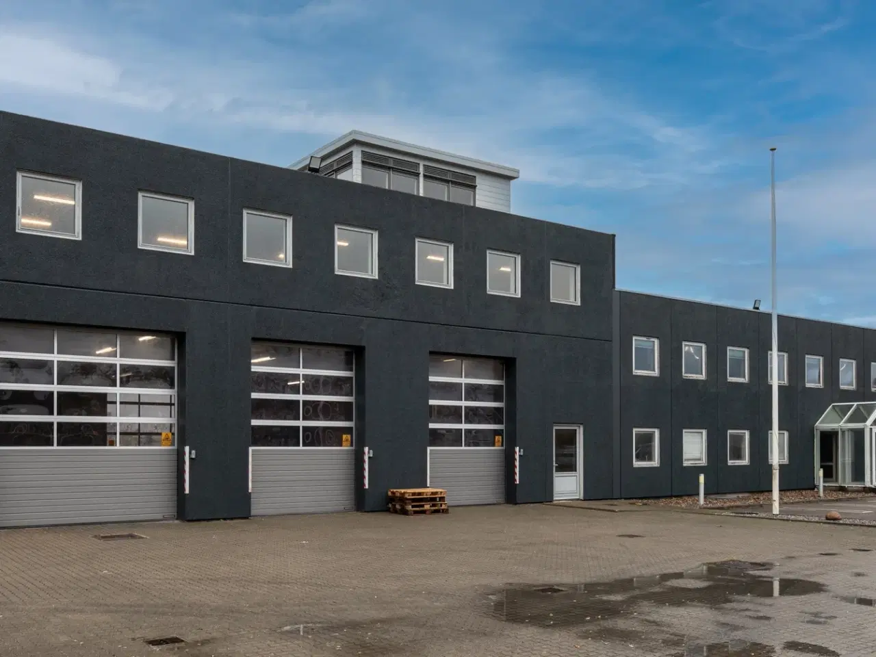 Billede 1 - 1510-1: Valseholmen 11 – 1885 m2