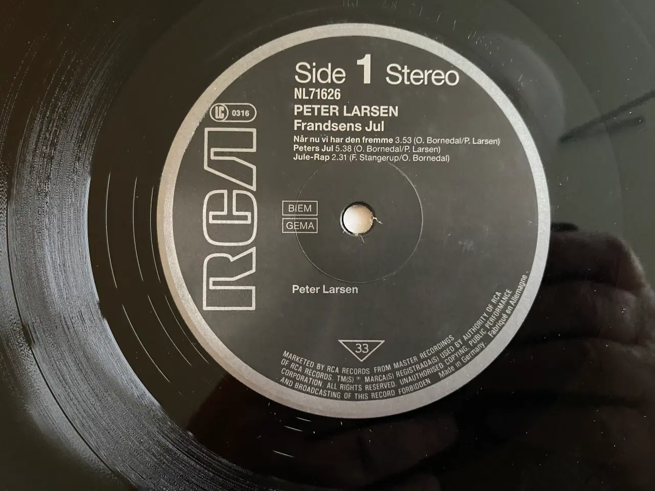 Billede 3 - LP. Peter Larsen ‎– Frandsens Jul