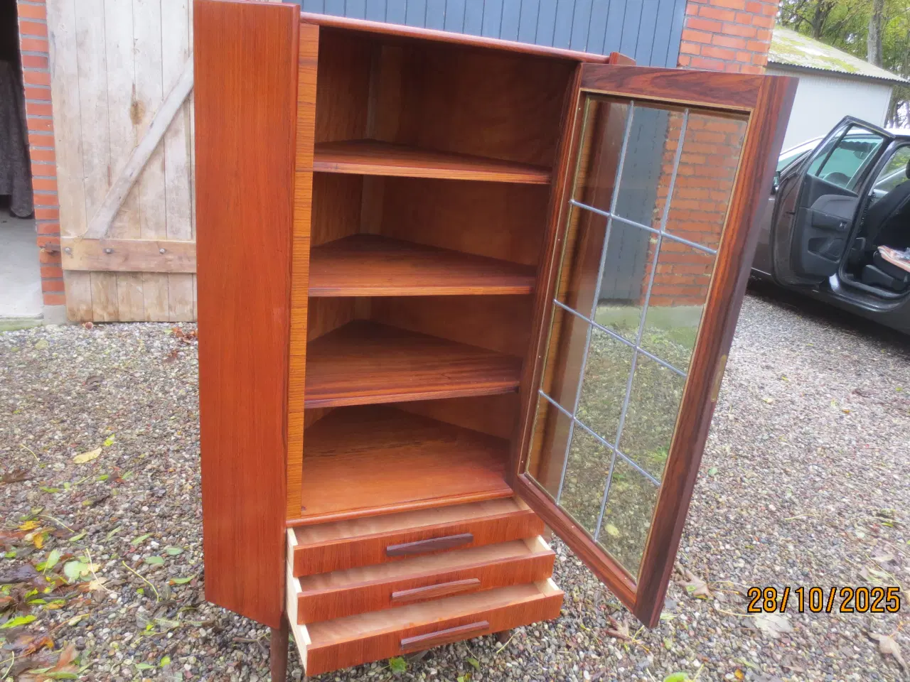 Billede 5 - 1 stk Teak Hjørneskab med 3 skuffer