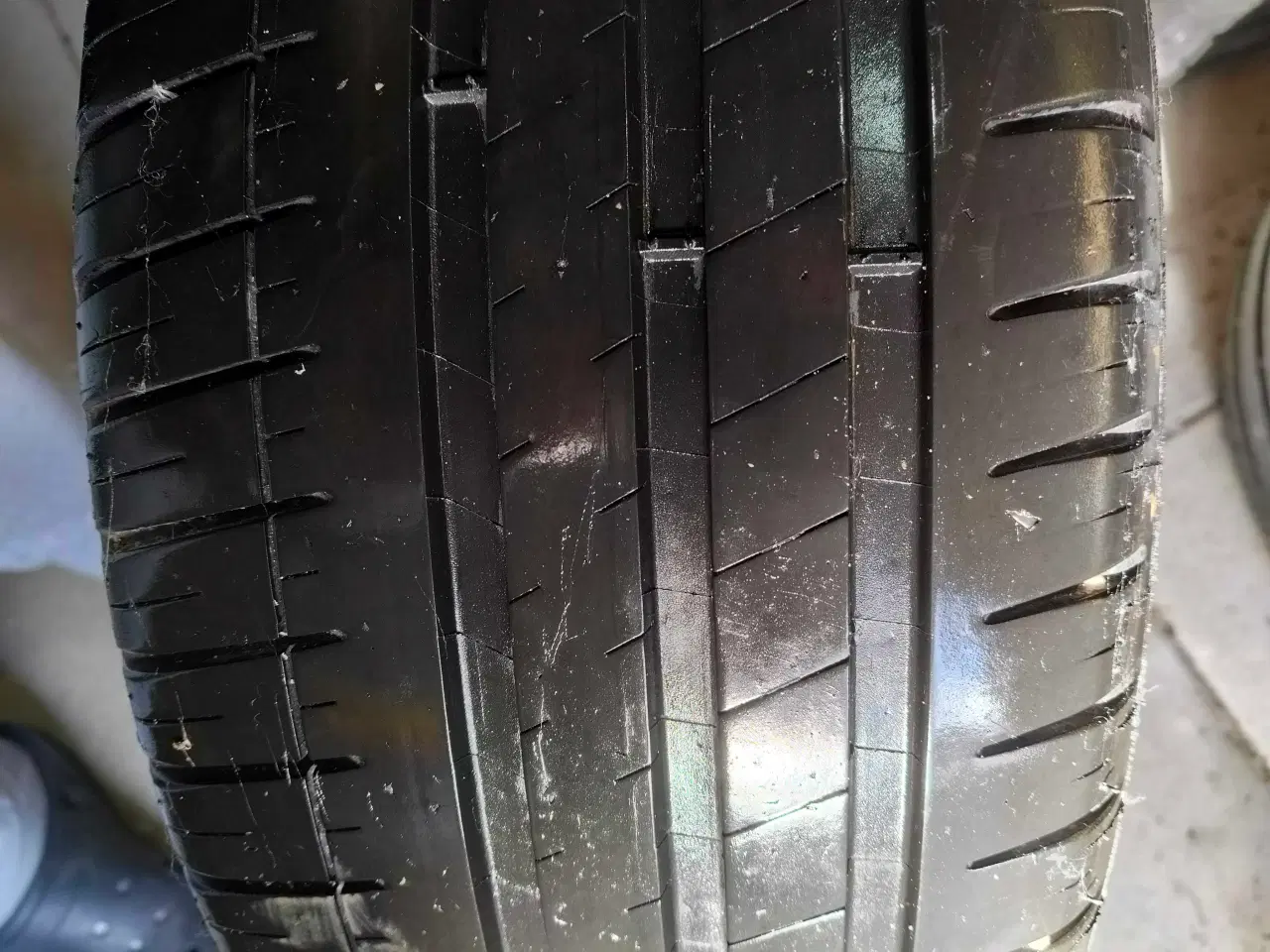 Billede 2 - Flotte Alu fælge.