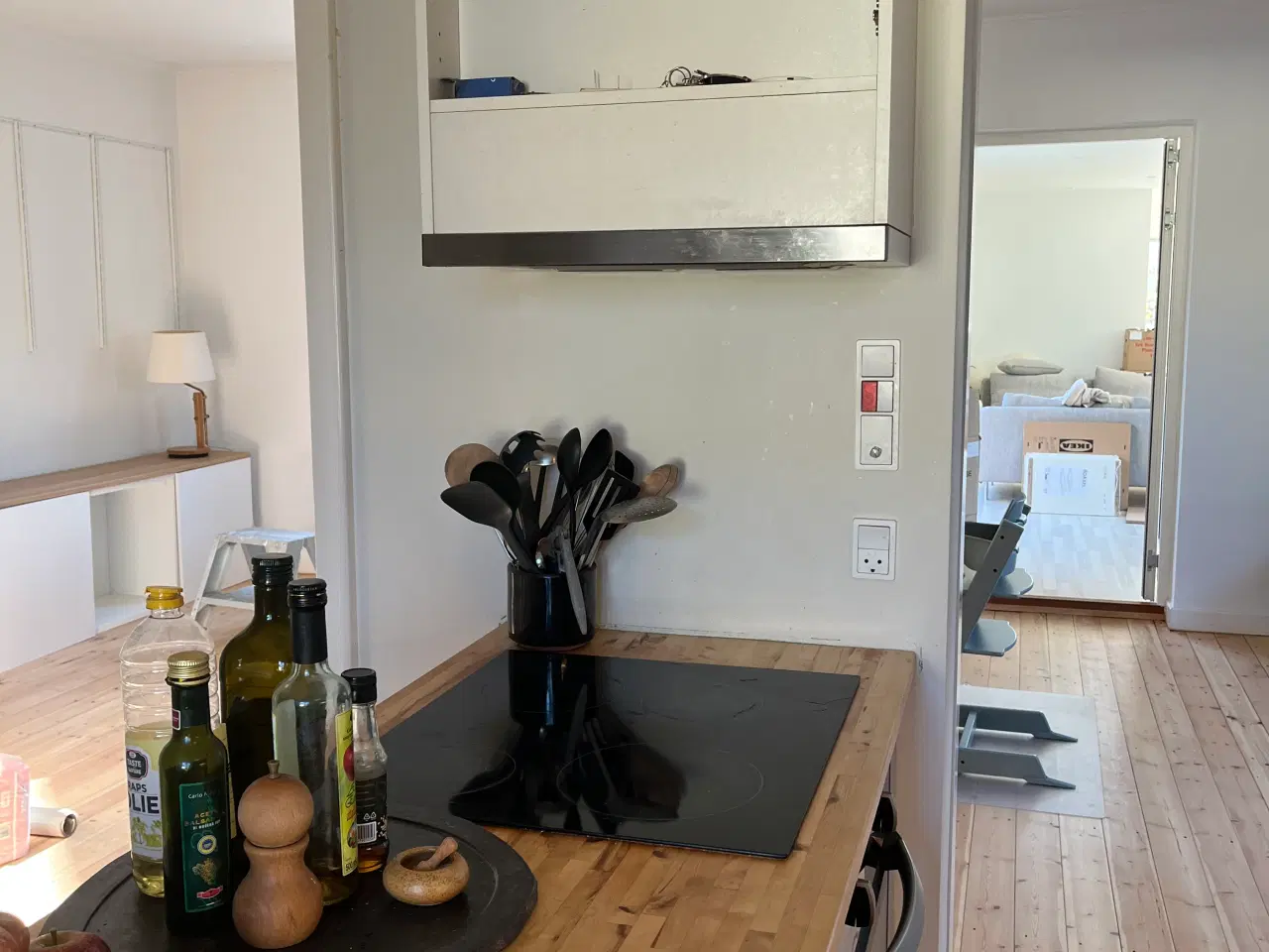 Billede 5 - Pænt og funktionelt køkken – inkl. næsten alle hvi