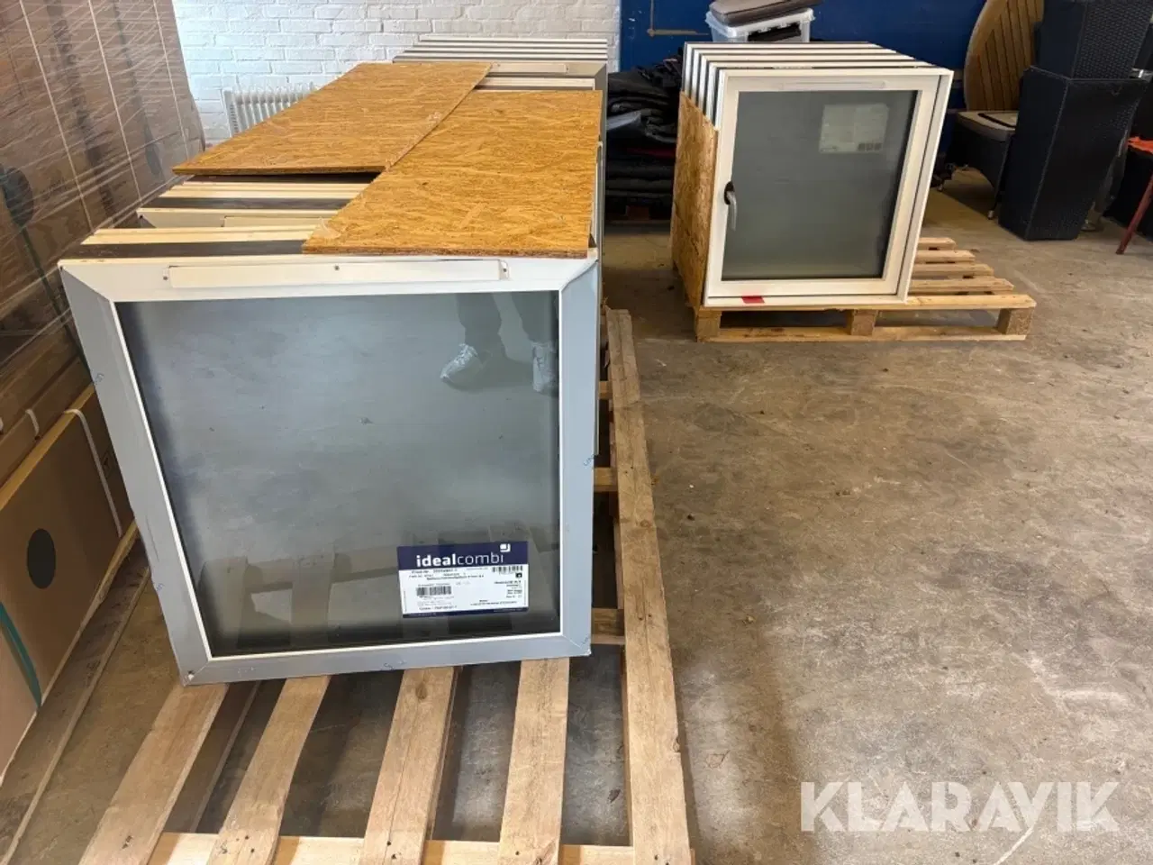 Billede 2 - Vinduer Idealcombi Futura +i 19 styk