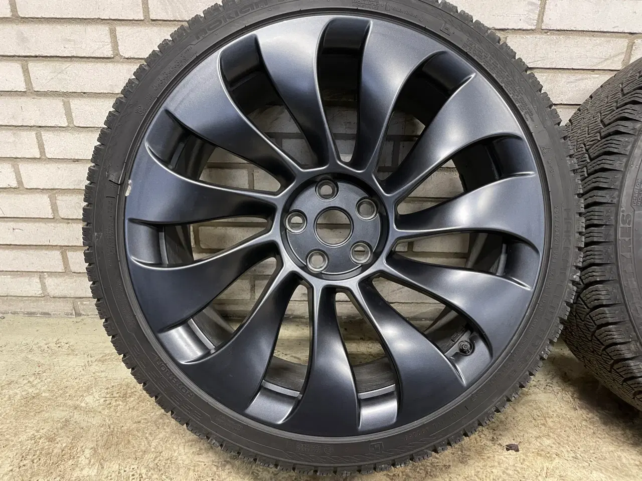 Billede 3 - 21 Tesla Model Y Performance Ref.240 vinter