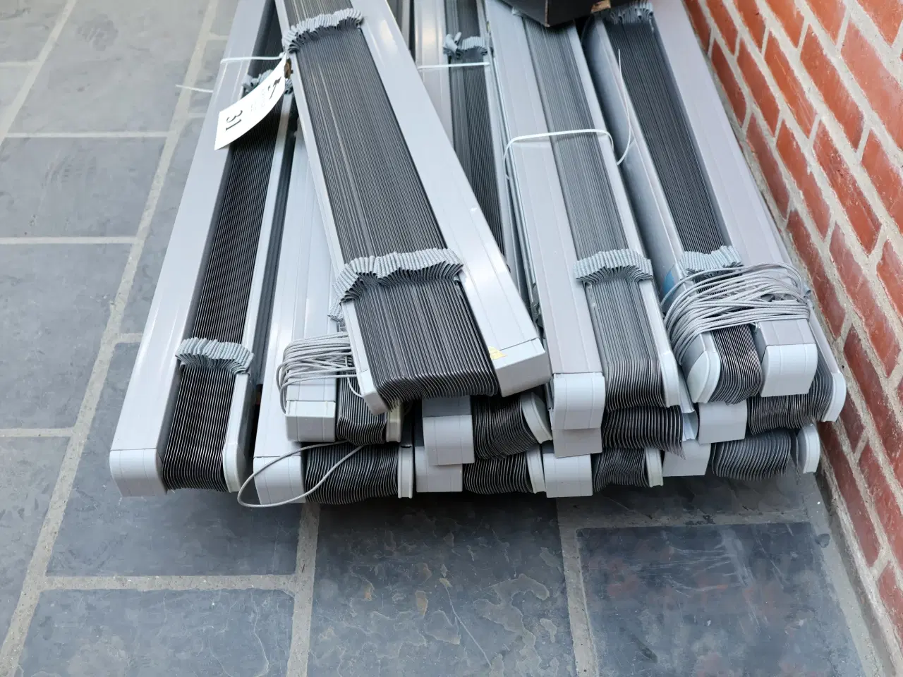 Billede 3 - 12 Stk Store aluminiums persienner