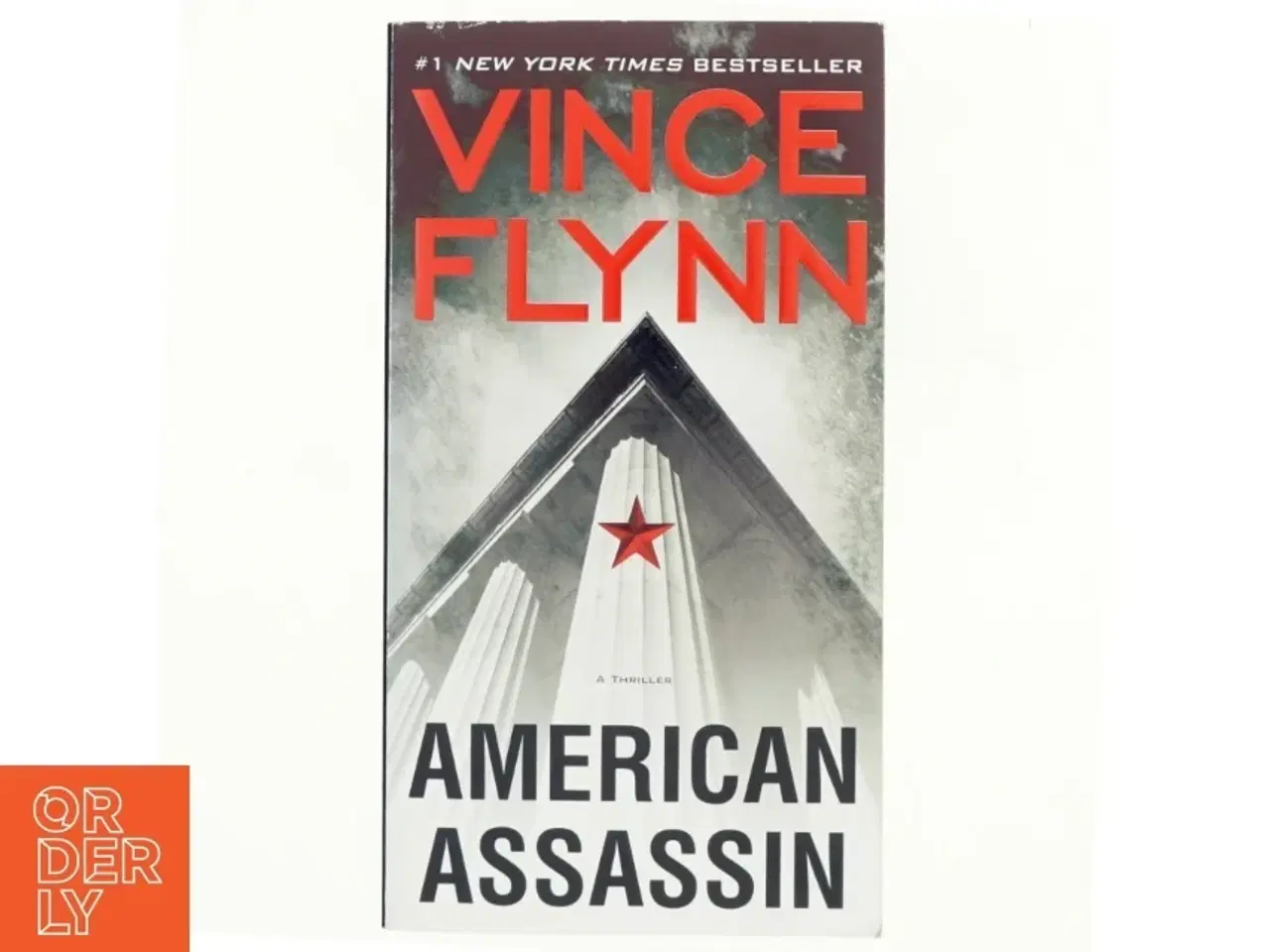 Billede 1 - American Assassin af Vince Flynn (Bog)