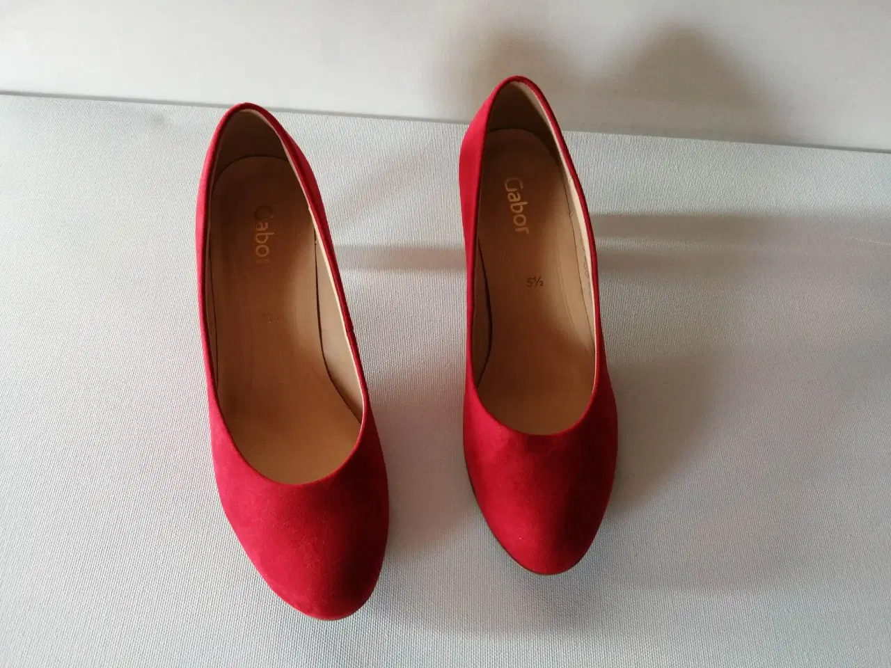 Billede 2 - Nye GABOR Red Suede sko