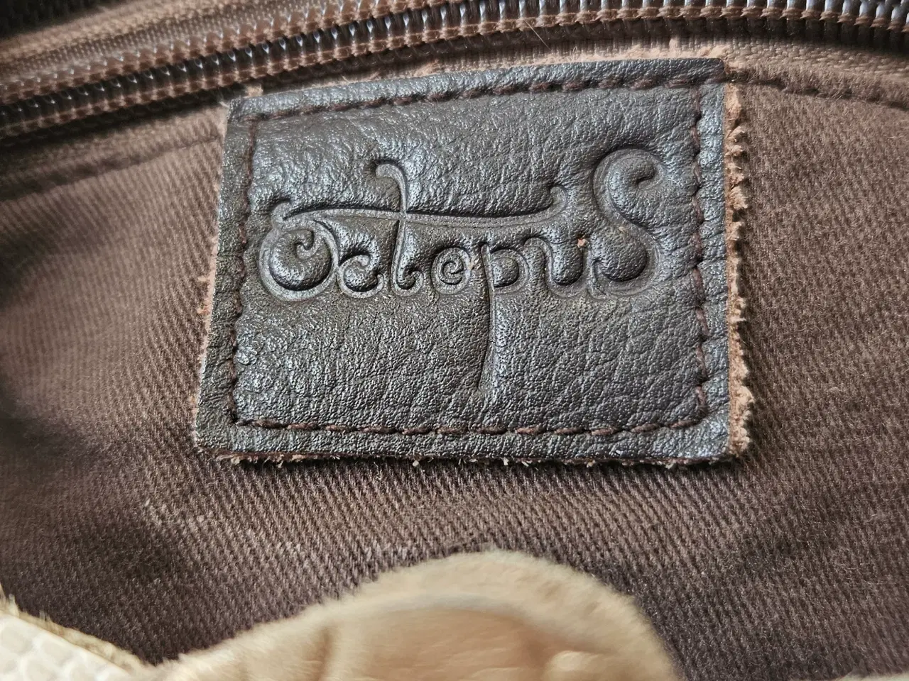 Billede 3 - Flettet taske fra Octopus Denmark. Model Annabella