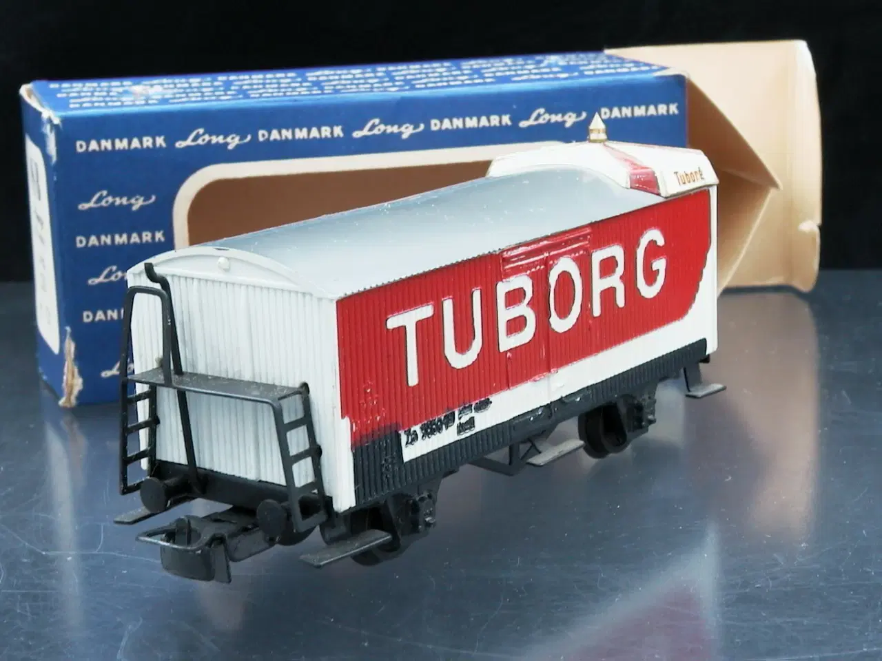 Billede 5 - Long: Tuborg ølvogn m/paraply OV
