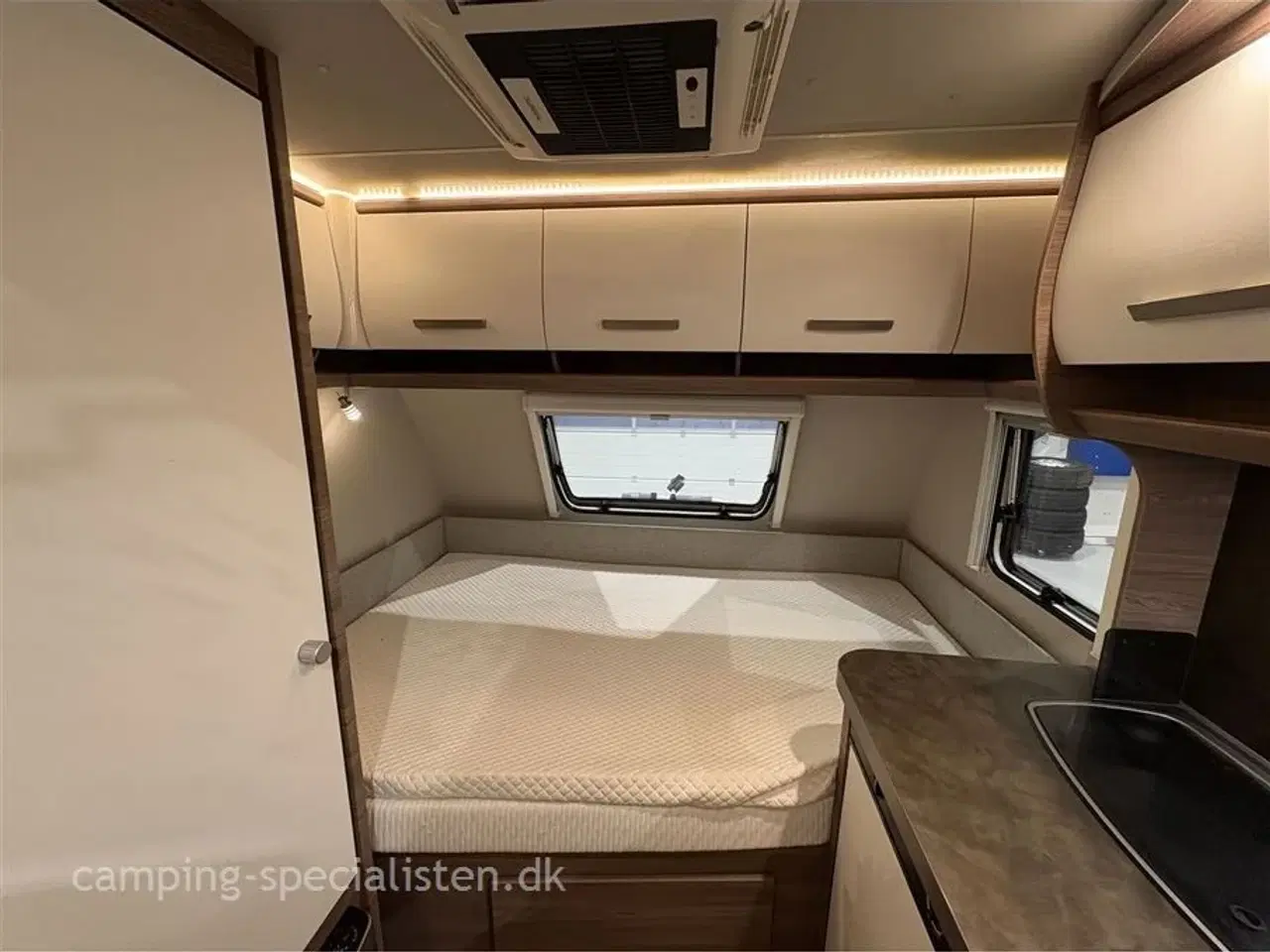 Billede 8 - 2019 - Knaus Sport 400 QD Silver Selection   Den perfekte rejsevogn - Knaus Sport 400 QD Silver Selection fra 2019 - Kan nu opleves hos Camping-Specialisten i Silkeborg