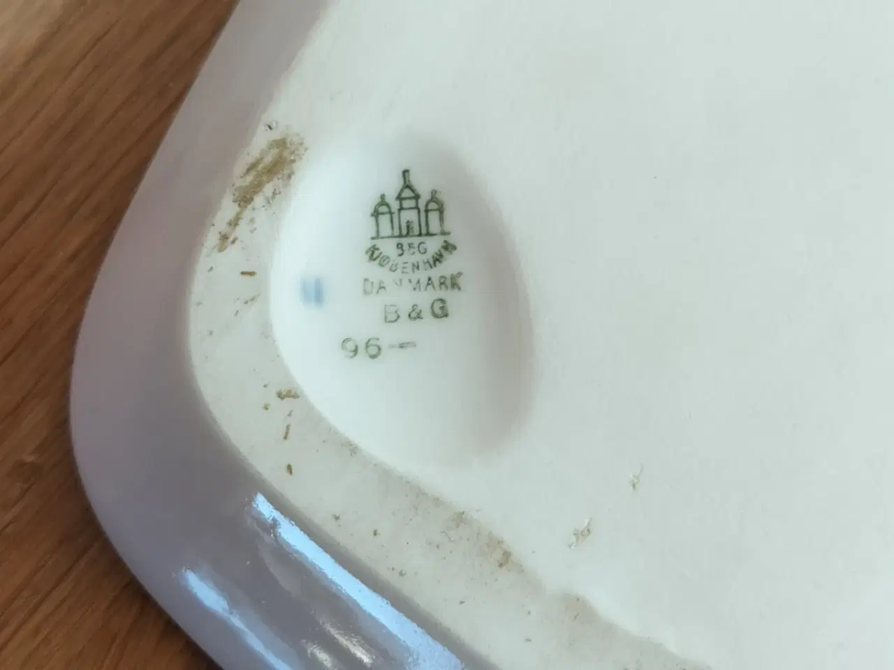 Billede 2 - Bing og Grøndahl Bakke. 