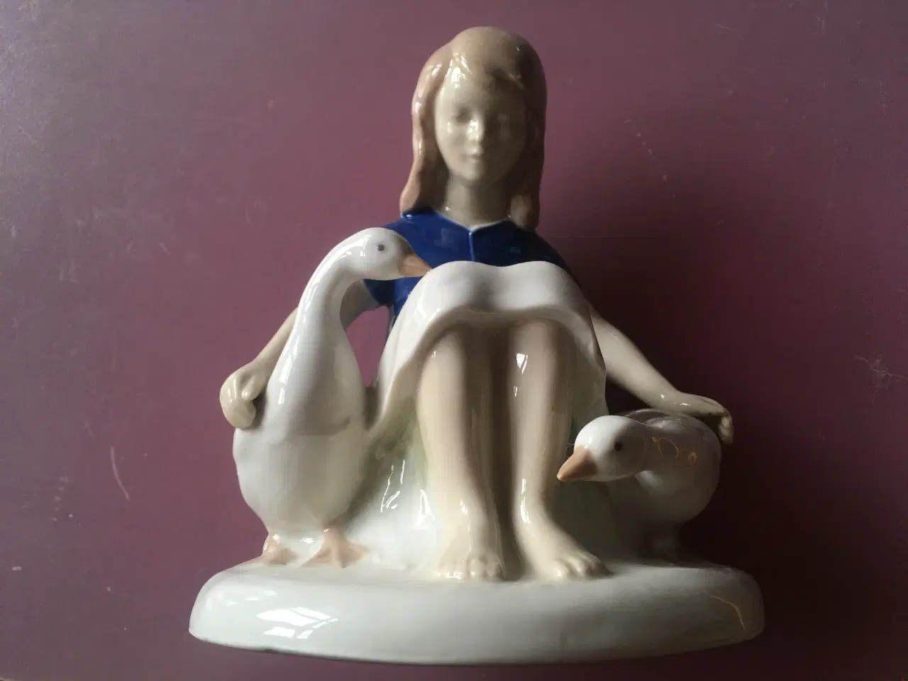 Billede 1 - Porcelæn, pige med ænder