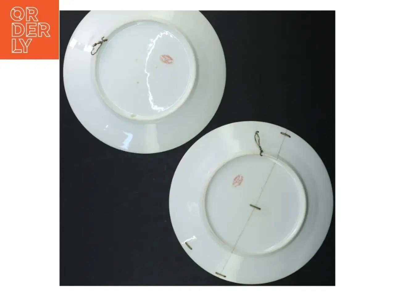 Billede 4 - Porcelænstallerkener med blomstermotiv (str. Ø 23 cm)