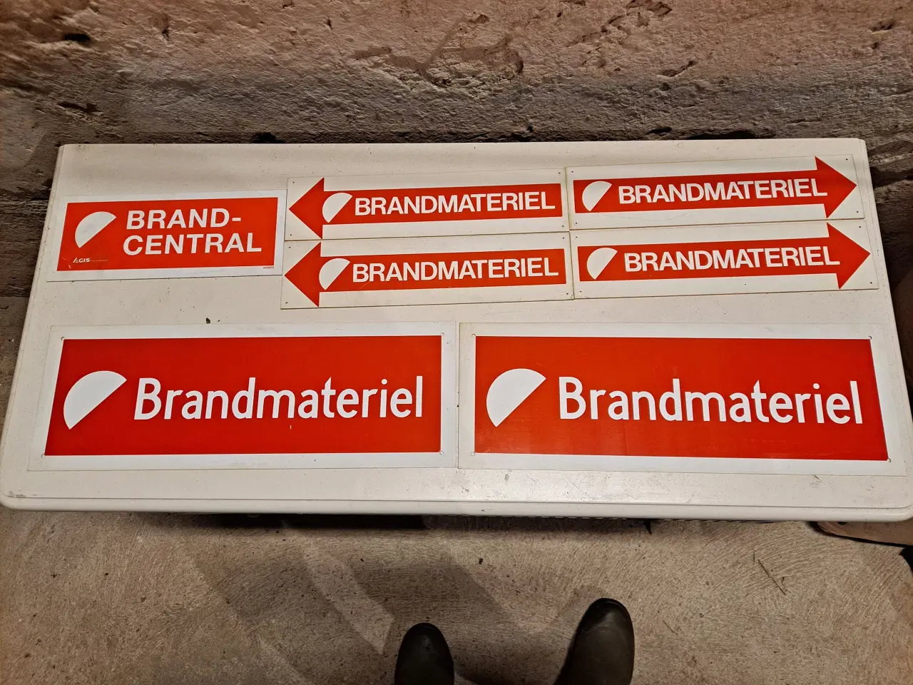 Billede 1 - Brandskilte