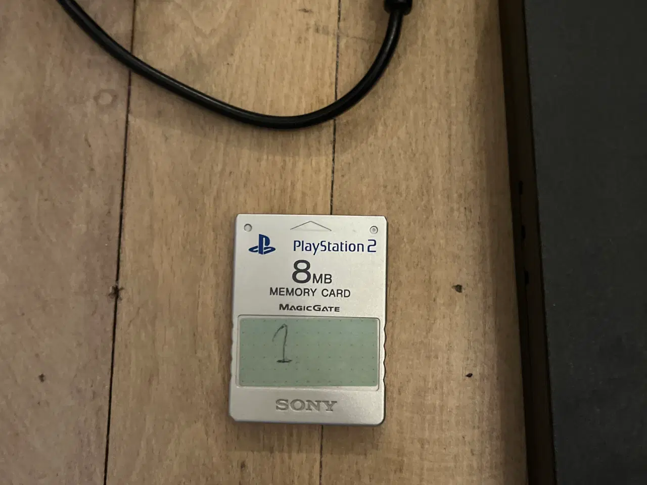 Billede 6 - PS2 med nye controllere og 8 Spil