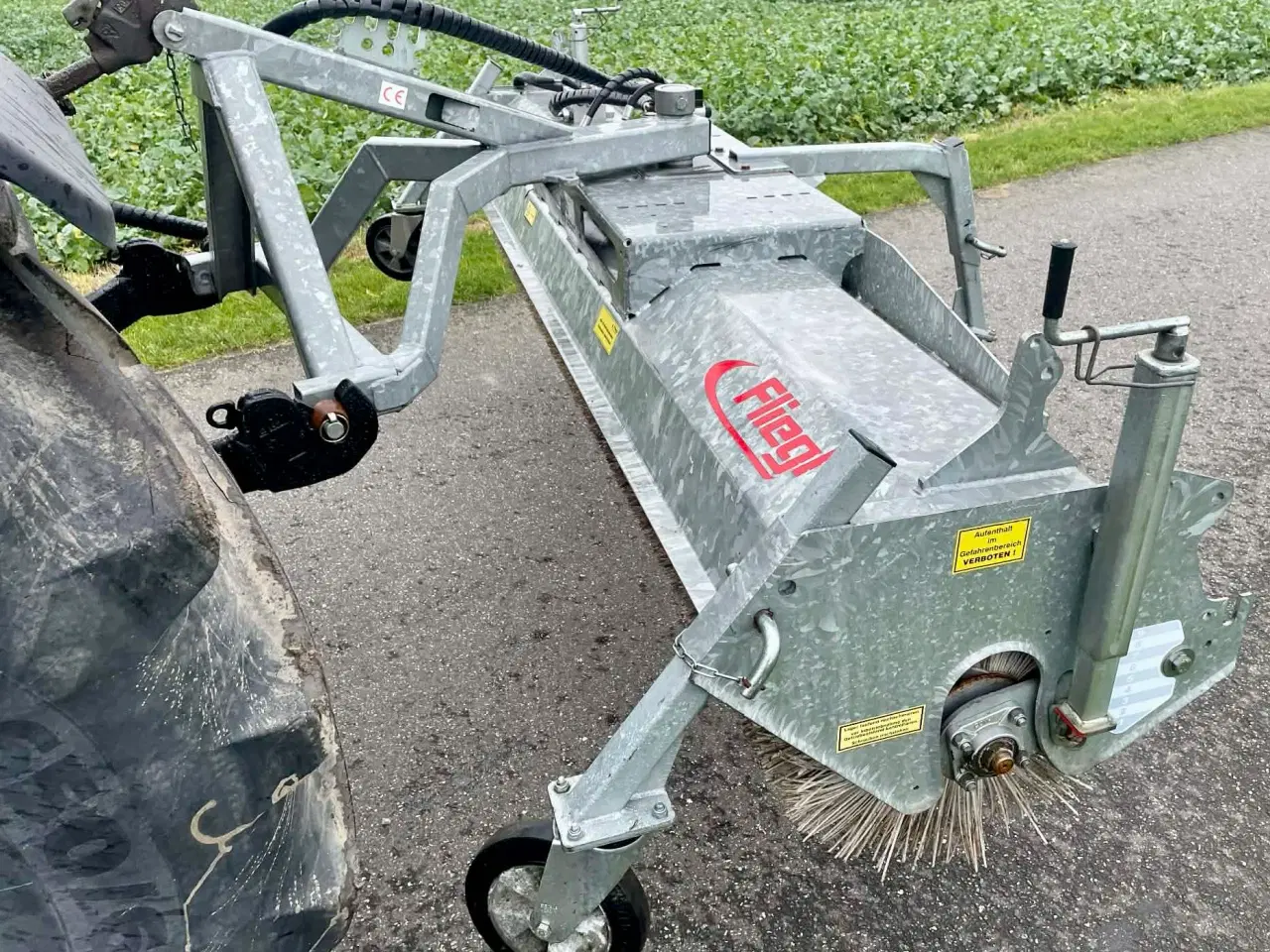 Billede 2 - Fliegl kost med hydraulik