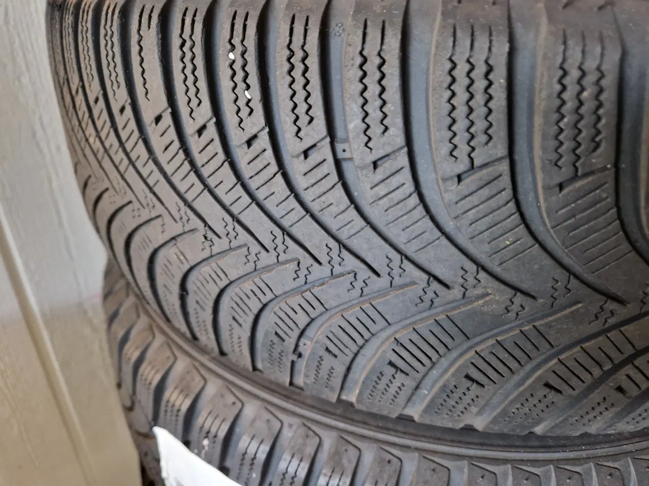 Billede 3 - Originale BMW alufælge med vinterdæk