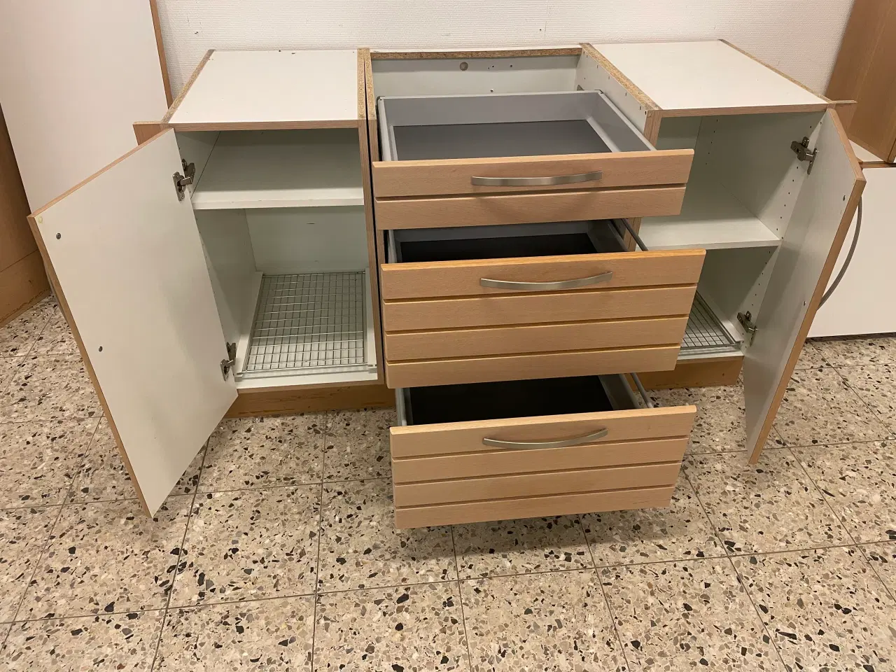 Billede 7 - INVITA køkken fra 2008