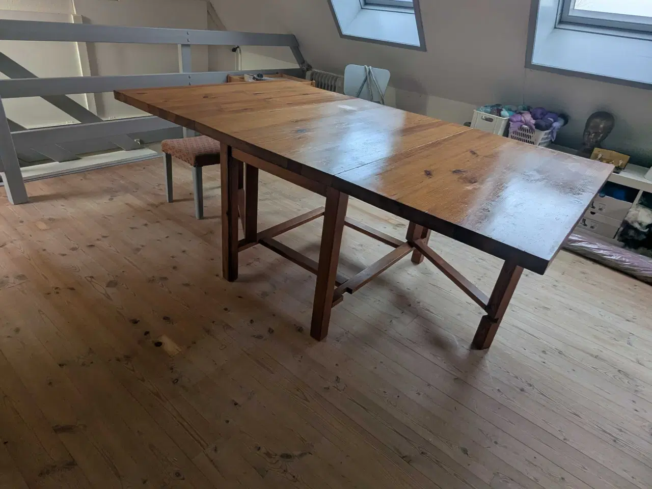 Billede 3 - Spisebord/arbejdsbod