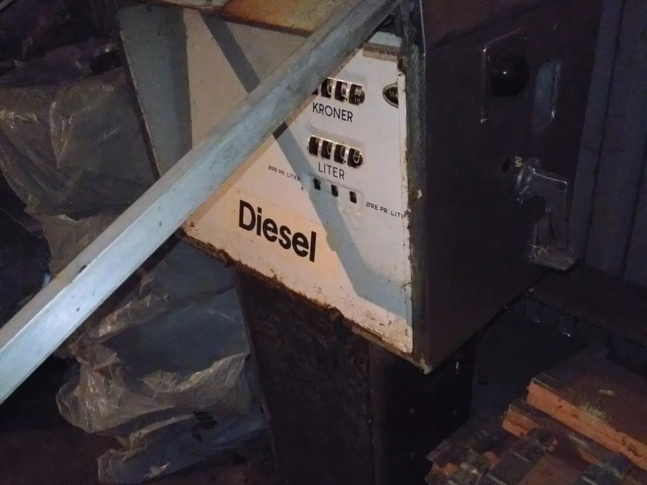 Billede 5 - Retro Diesel stander 