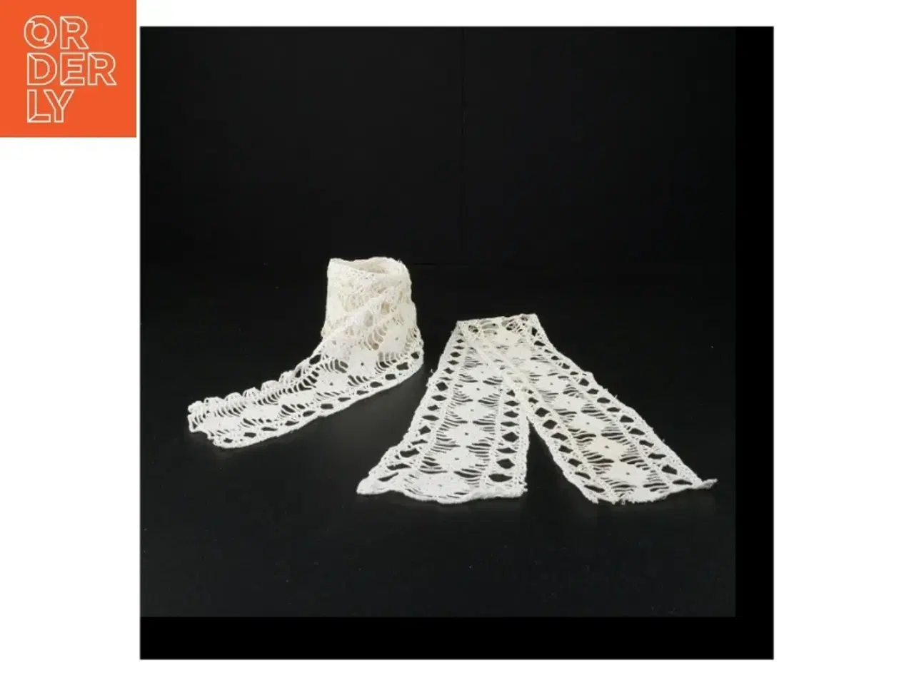 Billede 2 - Hvide blondebånd (str. 135 x 7 cm og 62 x 7 cm)