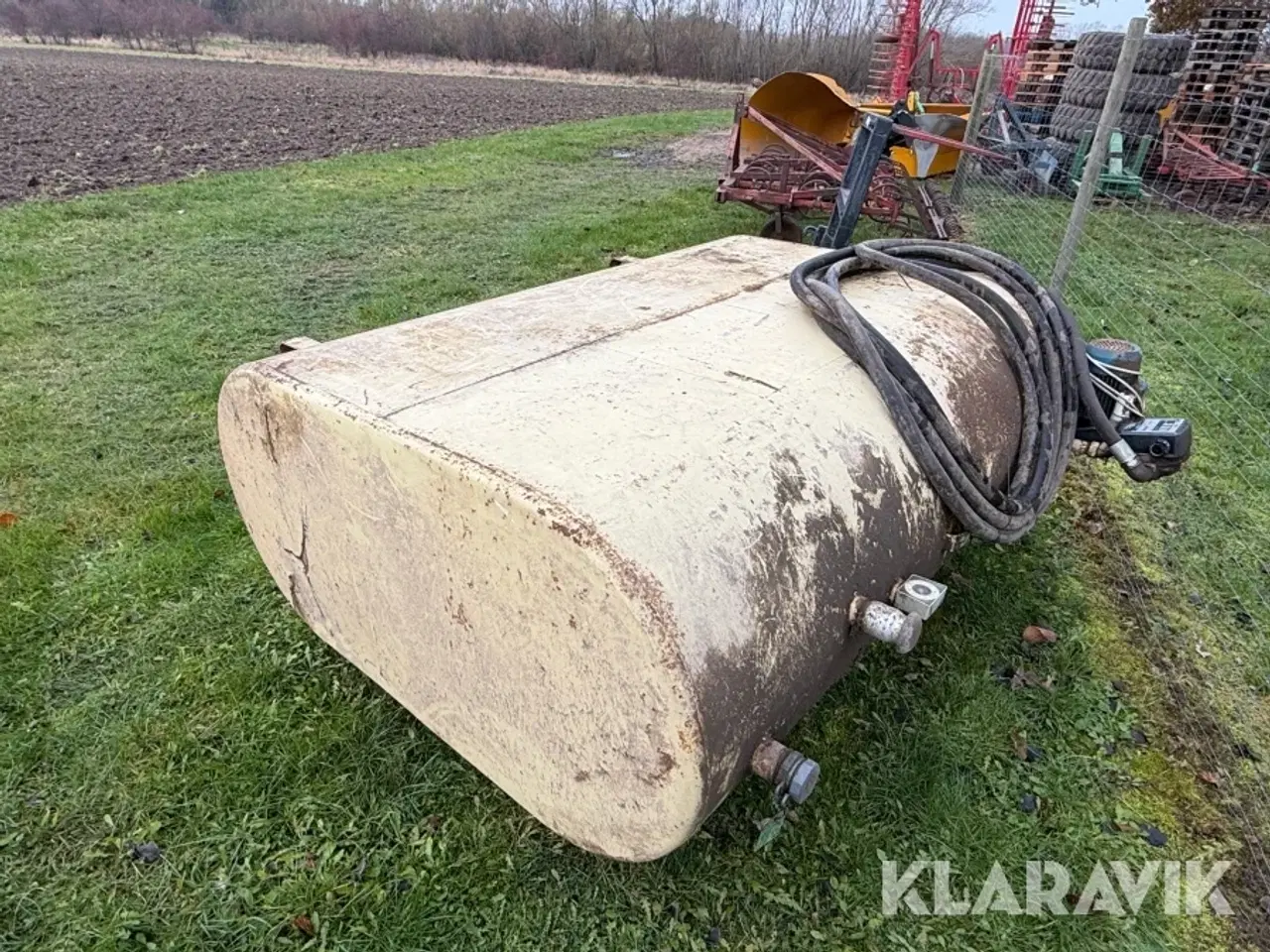 Billede 3 - Olietank