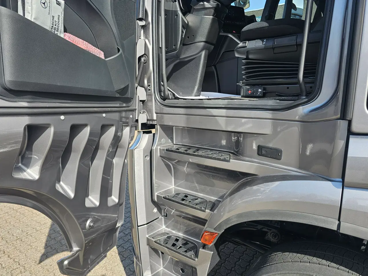 Billede 19 - Mercedes Arocs 2653 6x4 40 T-mtr., Kran