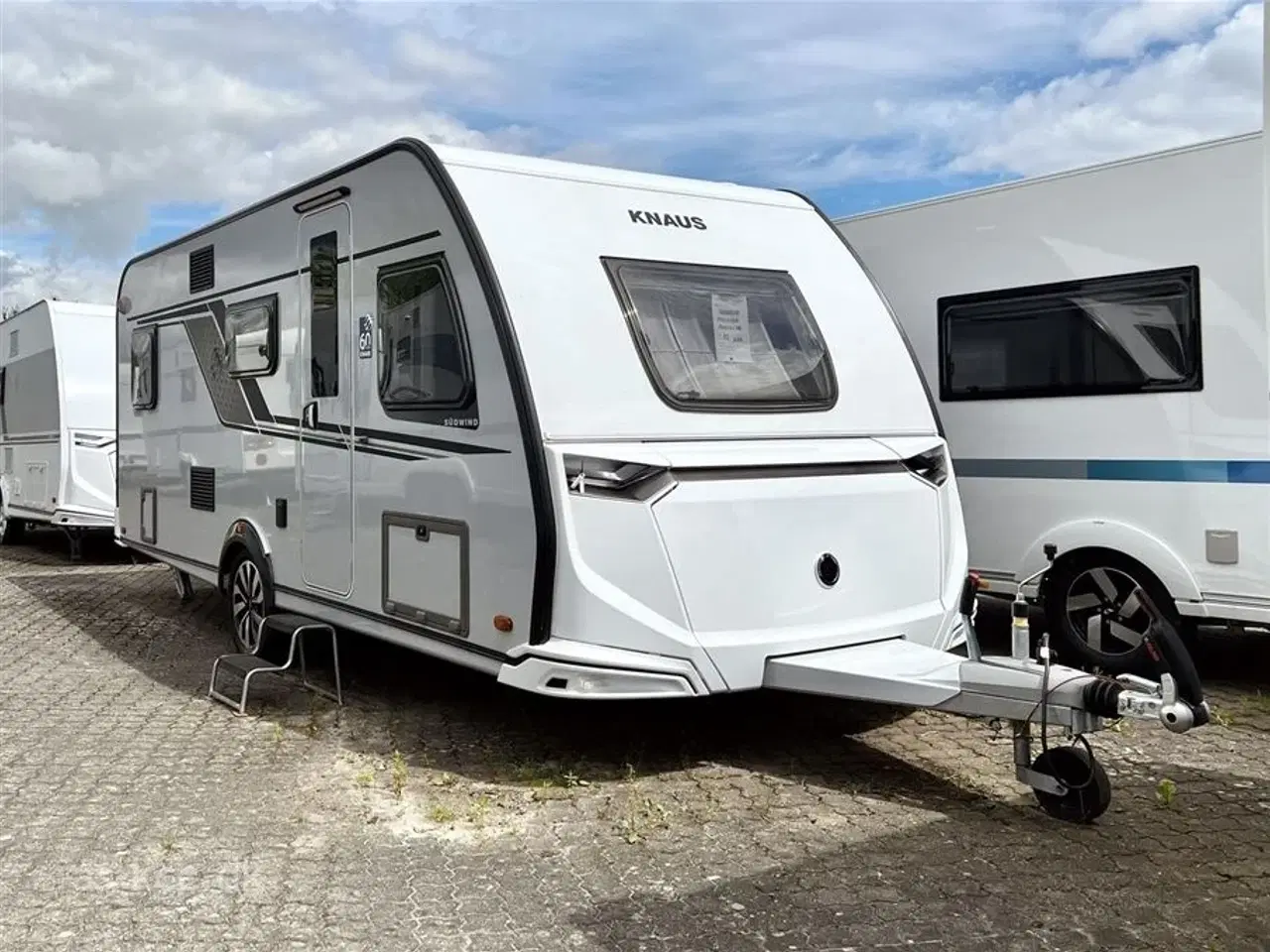 Billede 1 - 2023 - Knaus Südwind 500 QDK "60 Years Celebration"   Knaus Südwind 500 QDK  Dobbeltseng og Køjer