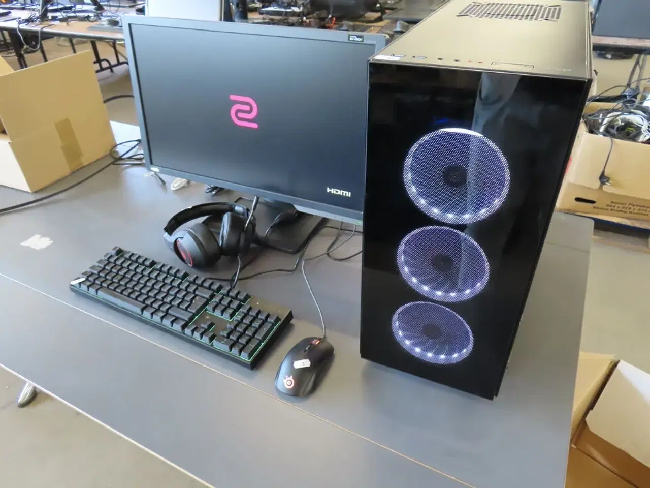Billede 7 - Komplet Gaming PC med Skærm, Mus og tastetur (SHARK GAMING, BENQ, STEEL SERIES)